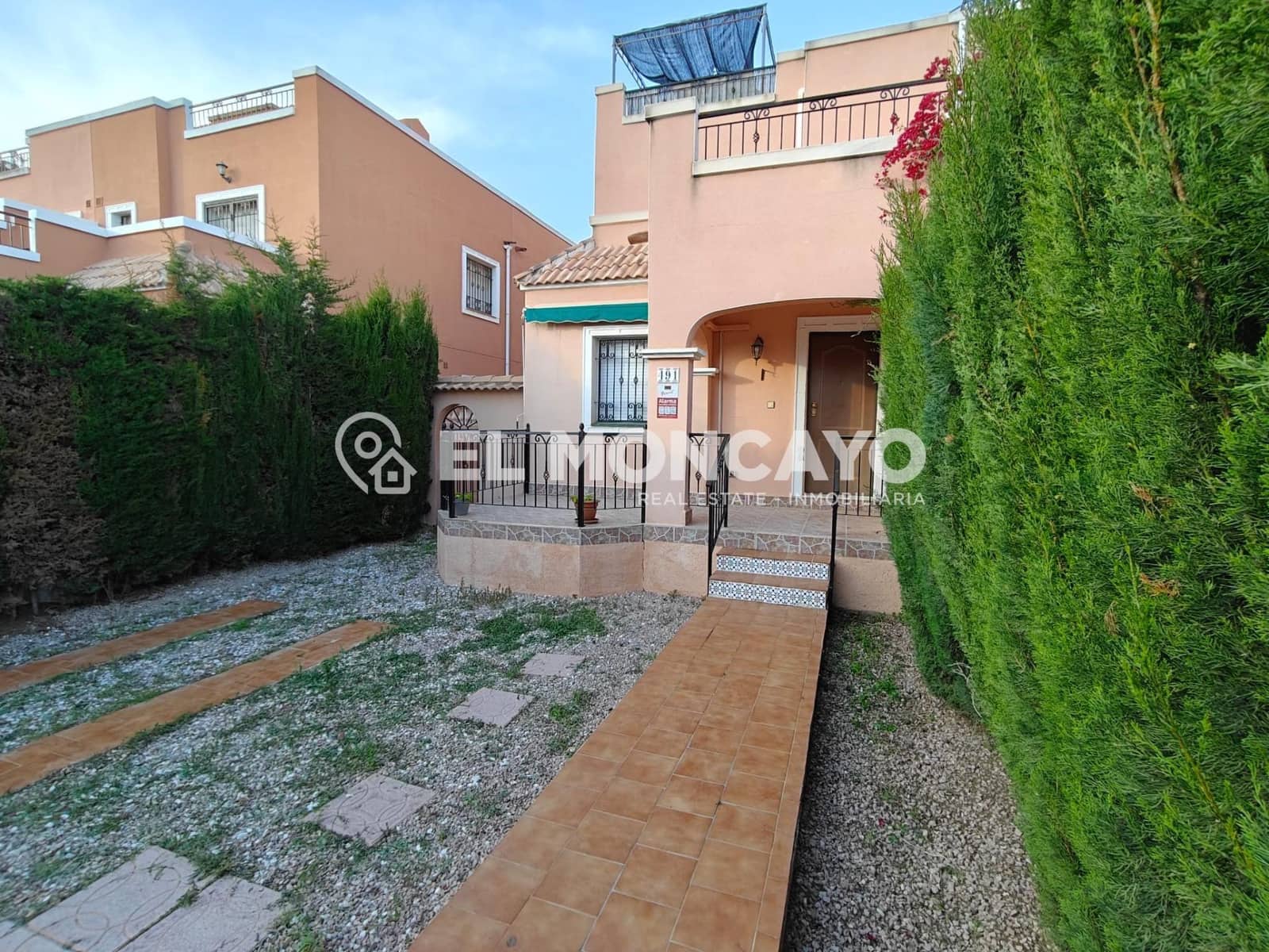 3 sypialnia Dom szeregowy na sprzedaż w Los Montesinos z basenem - 173 000 € (Ref: 9385501)