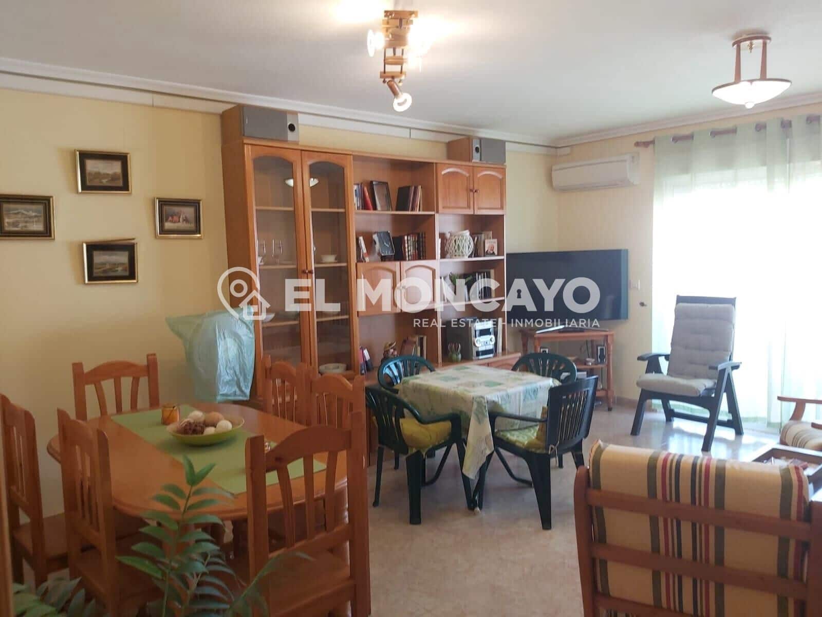 Apartamento de 3 habitaciones en Guardamar del Segura en venta con garaje - 175.000 € (Ref: 9395921)