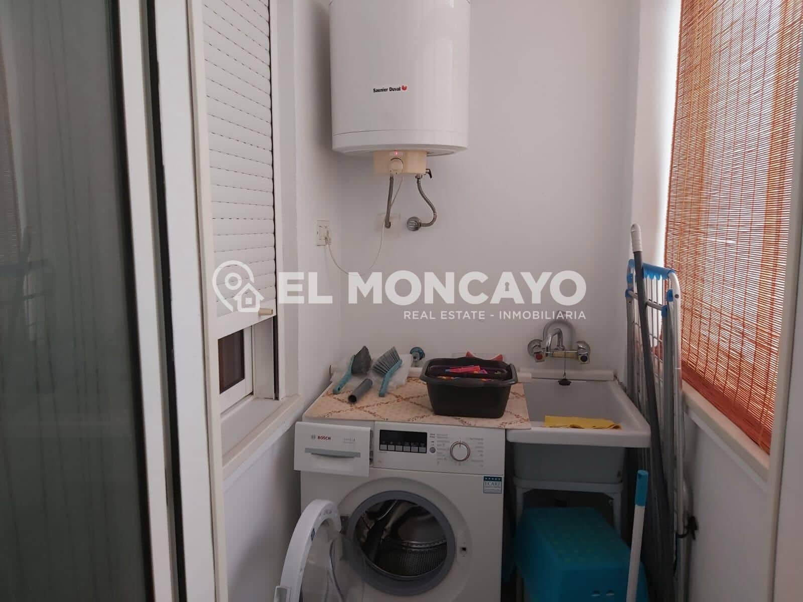 Apartamento de 3 habitaciones en Guardamar del Segura en venta con garaje - 175.000 € (Ref: 9395921)
