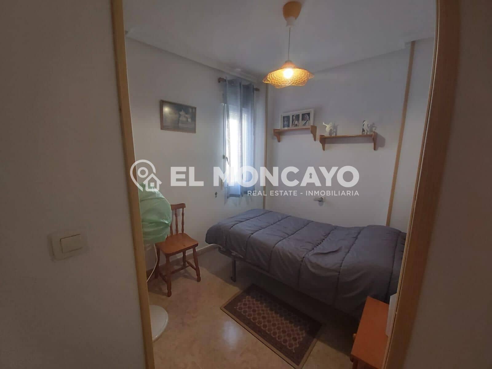 Apartamento de 3 habitaciones en Guardamar del Segura en venta con garaje - 175.000 € (Ref: 9395921)