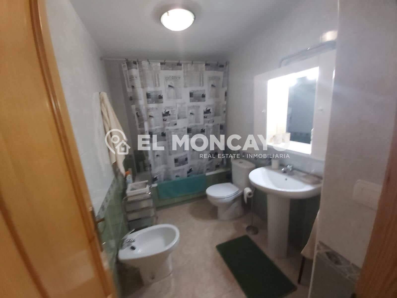 Apartamento de 3 habitaciones en Guardamar del Segura en venta con garaje - 175.000 € (Ref: 9395921)