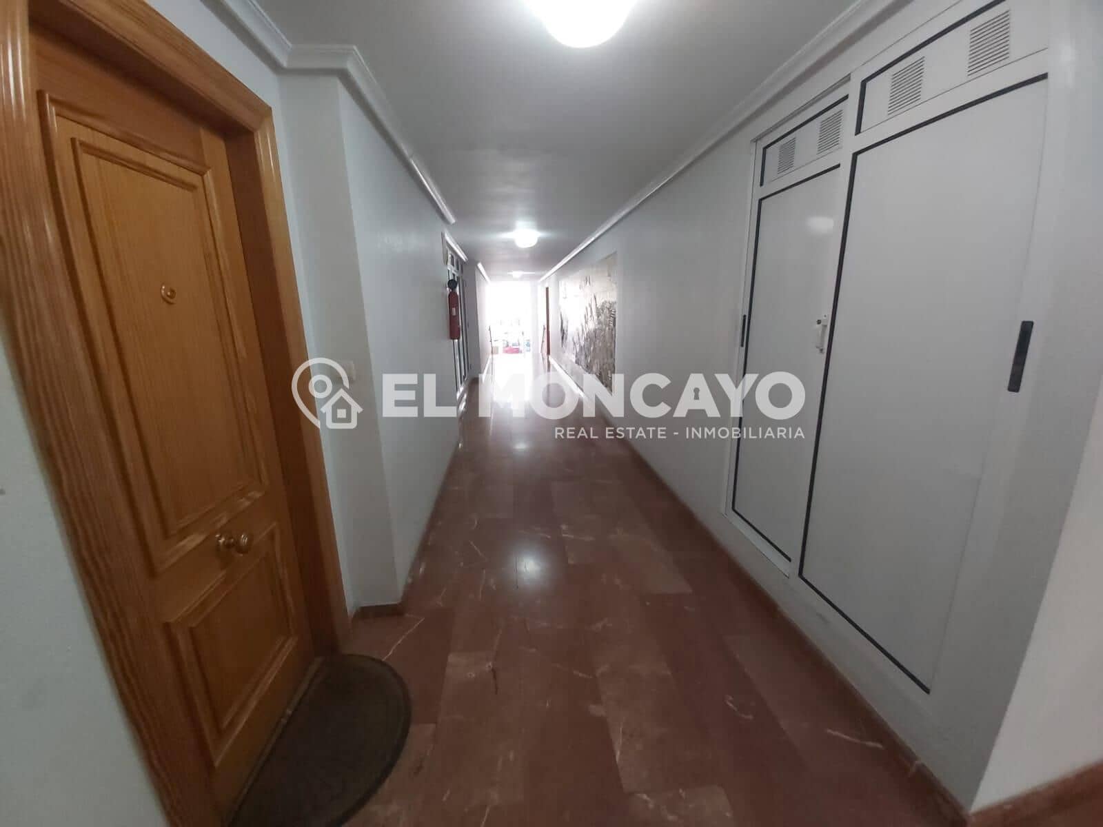 Apartamento de 3 habitaciones en Guardamar del Segura en venta con garaje - 175.000 € (Ref: 9395921)
