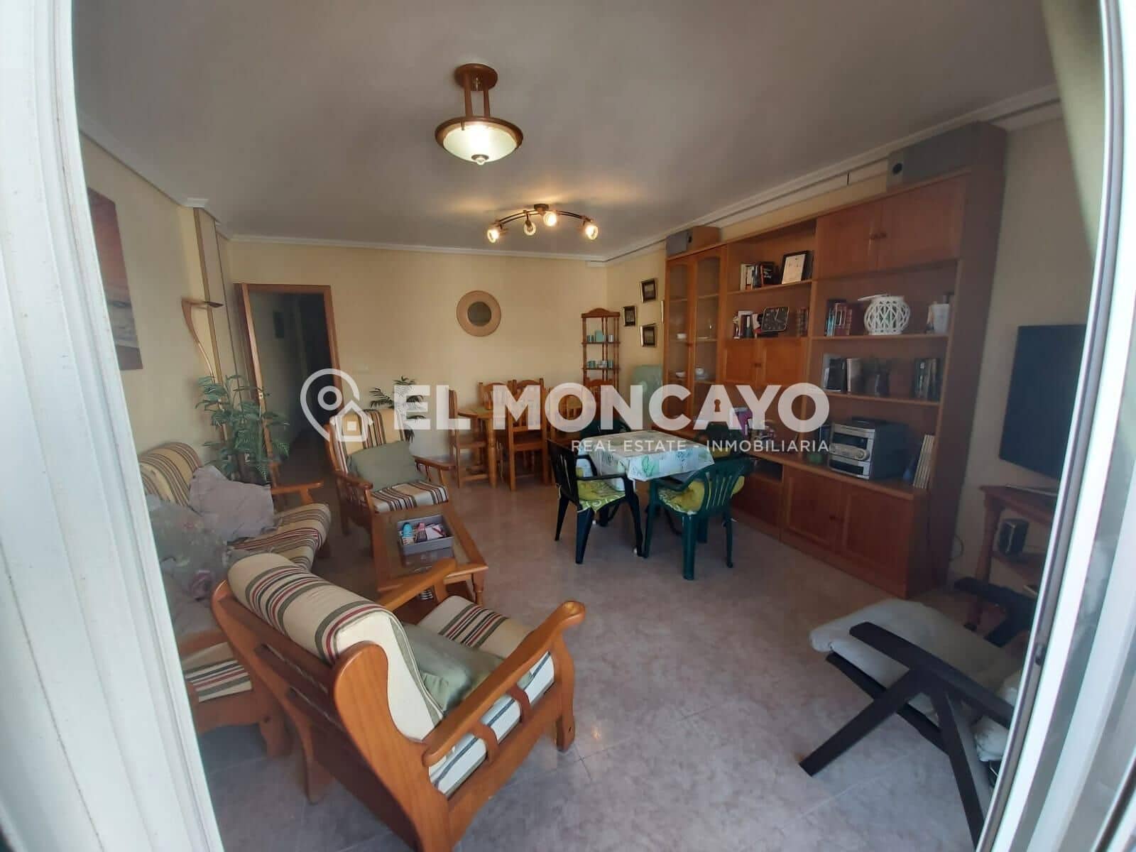 Apartamento de 3 habitaciones en Guardamar del Segura en venta con garaje - 175.000 € (Ref: 9395921)