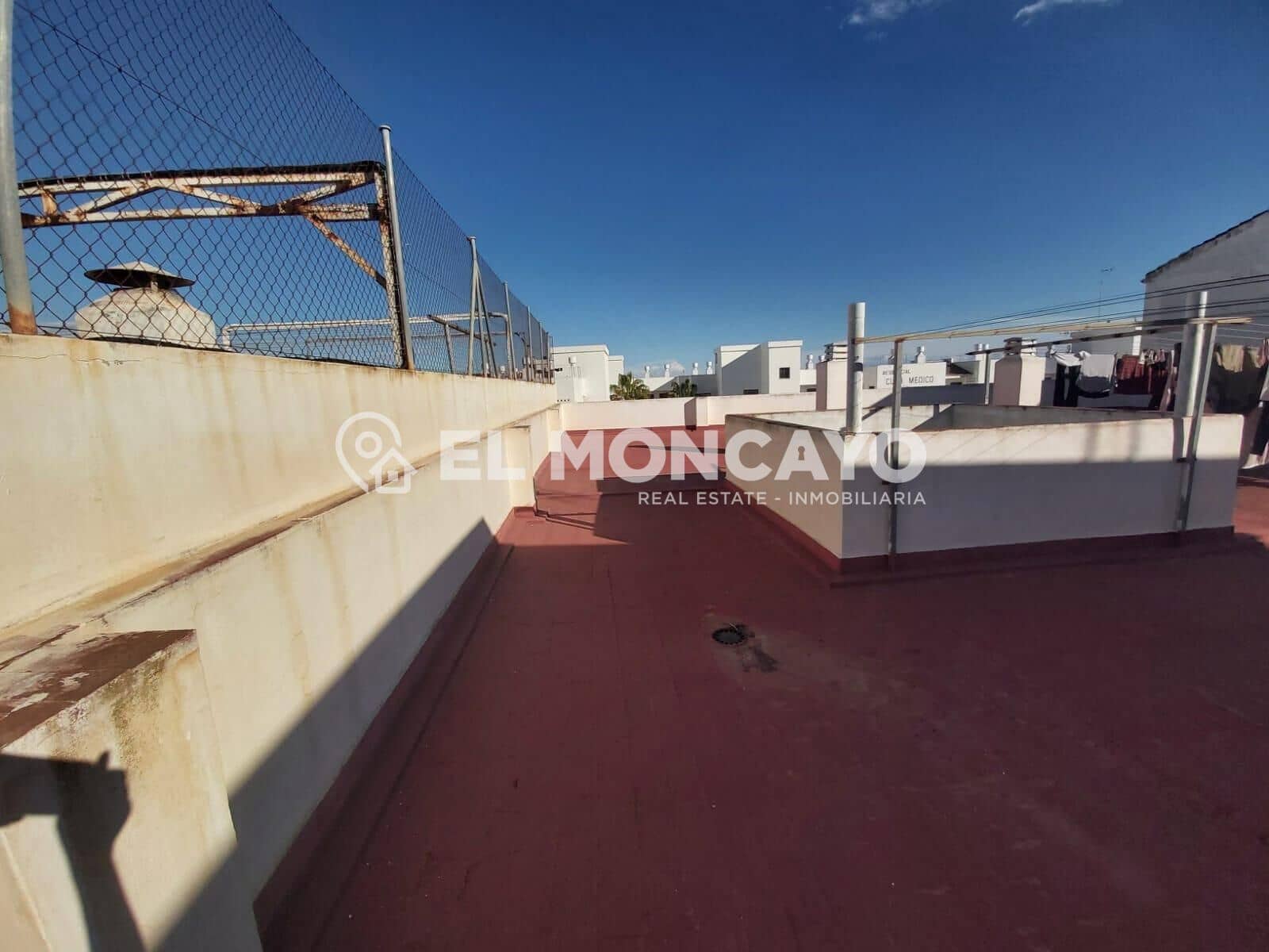 Apartamento de 3 habitaciones en Guardamar del Segura en venta con garaje - 175.000 € (Ref: 9395921)