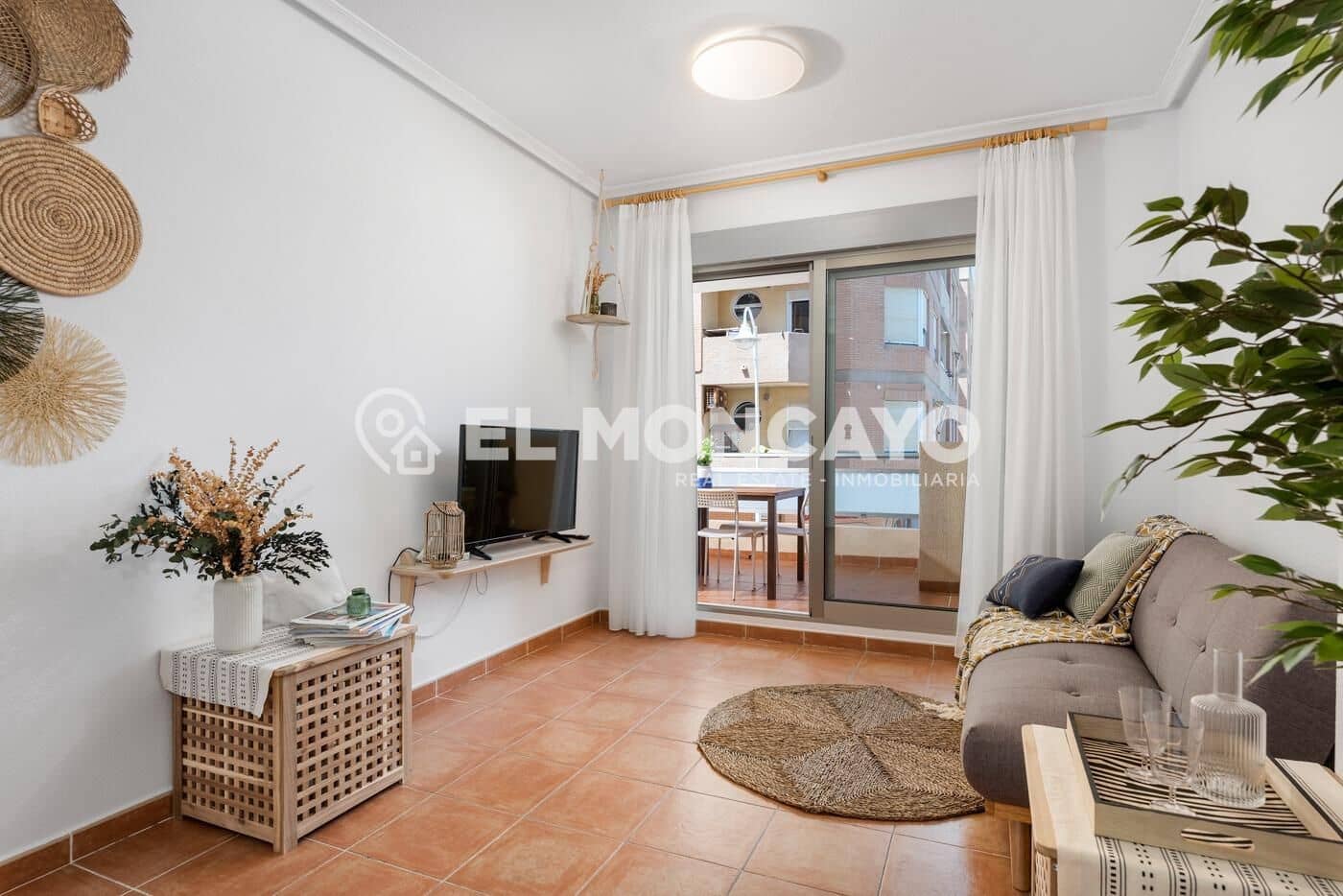 3 sovrum Lägenhet till salu i Guardamar del Segura med garage - 299 999 € (Ref: 9395923)