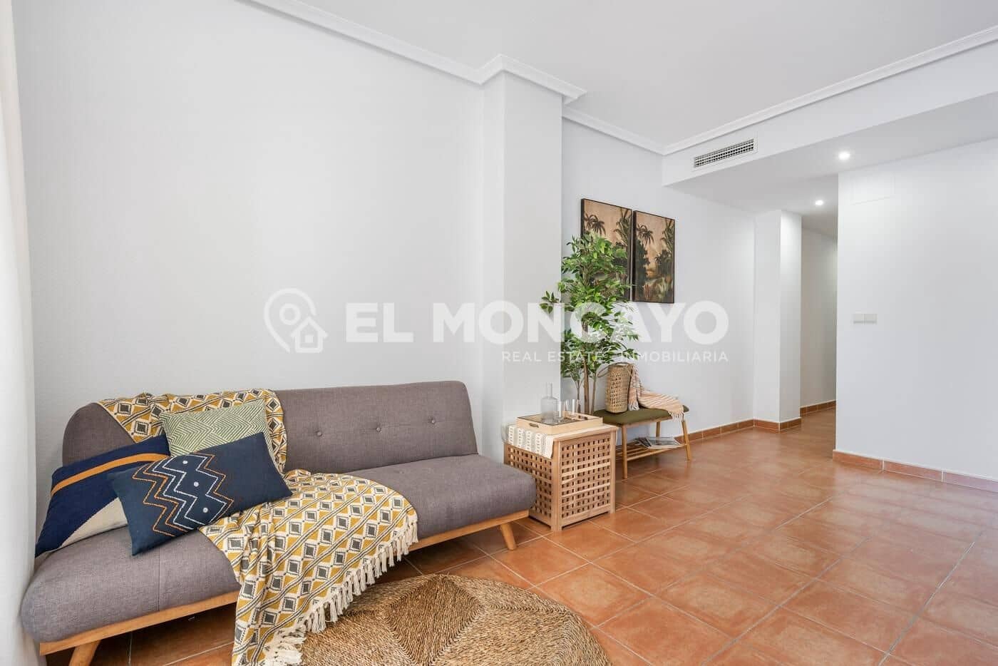 3 sovrum Lägenhet till salu i Guardamar del Segura med garage - 299 999 € (Ref: 9395923)