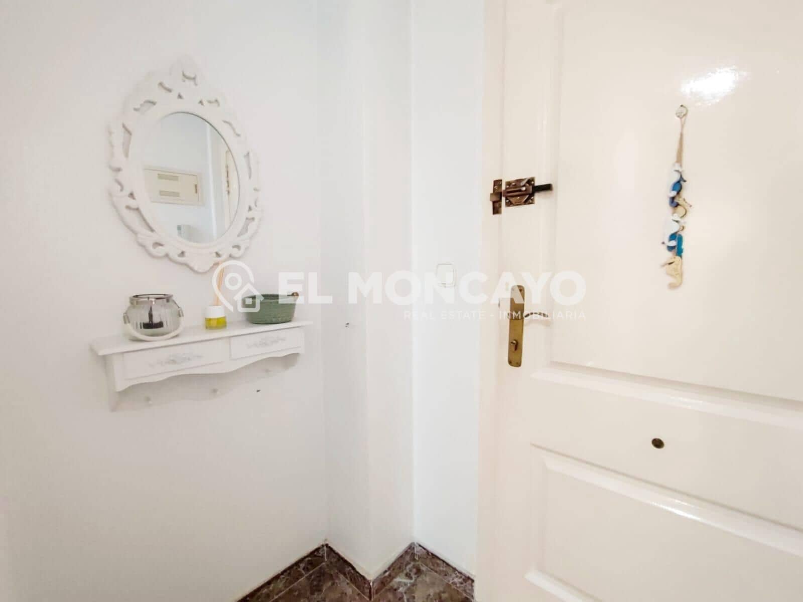 2 soverom Leilighet til salgs i Guardamar del Segura med garasje - € 172 000 (Ref: 9395925)