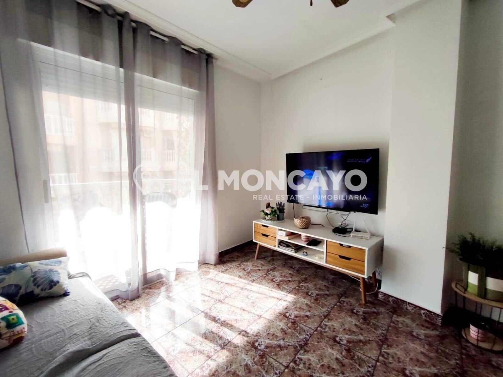 2 soverom Leilighet til salgs i Guardamar del Segura med garasje - € 172 000 (Ref: 9395925)