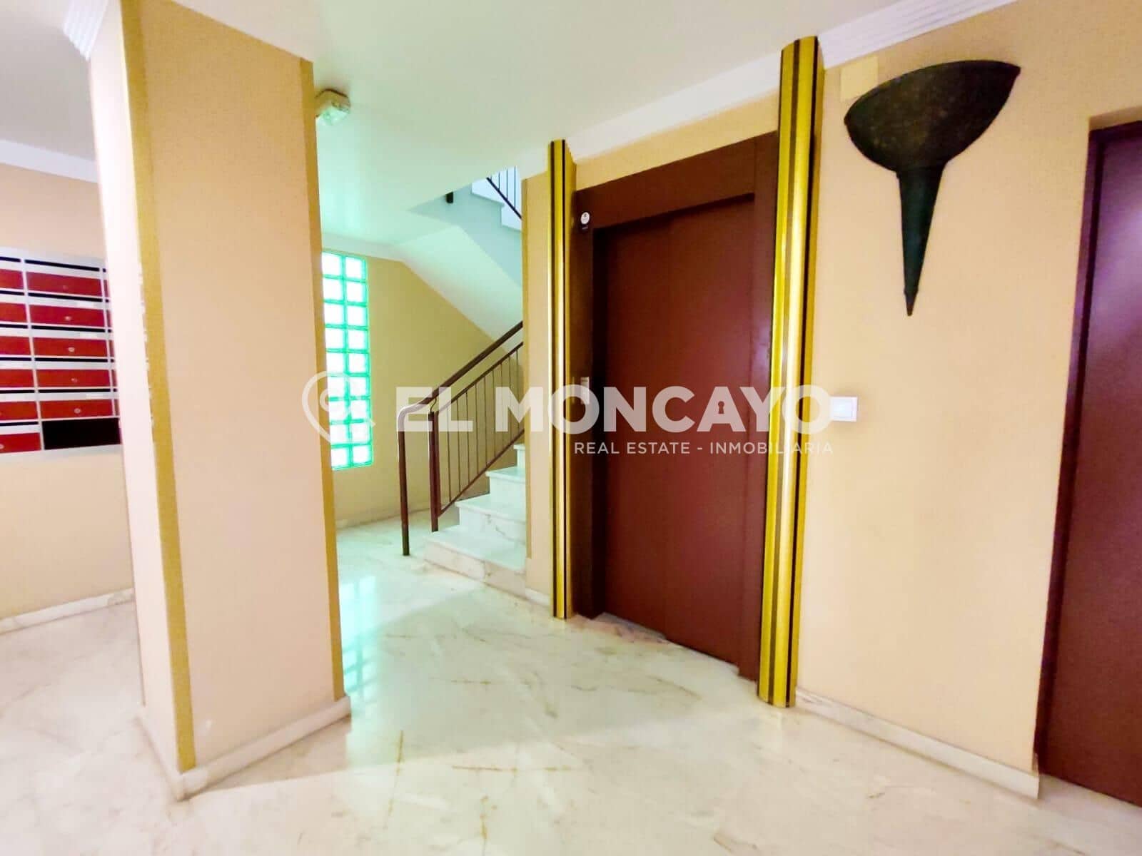 2 soverom Leilighet til salgs i Guardamar del Segura med garasje - € 172 000 (Ref: 9395925)