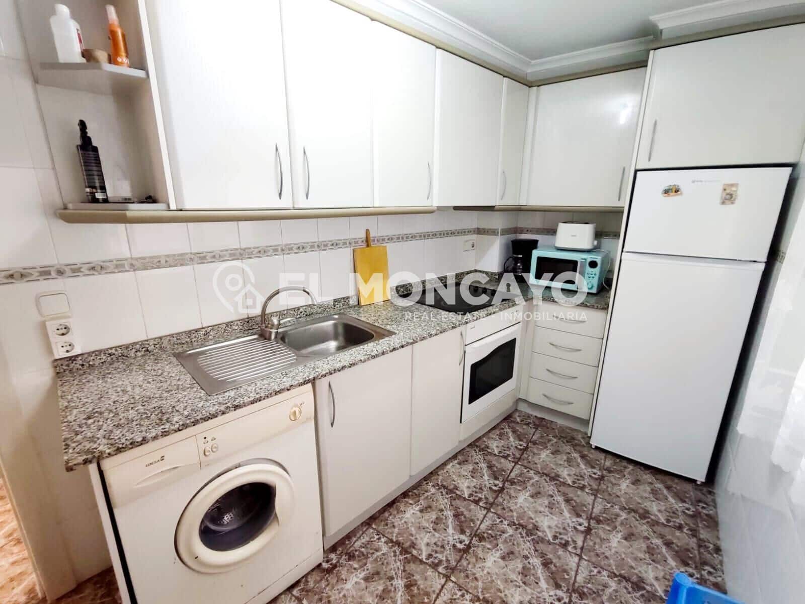 2 soverom Leilighet til salgs i Guardamar del Segura med garasje - € 172 000 (Ref: 9395925)