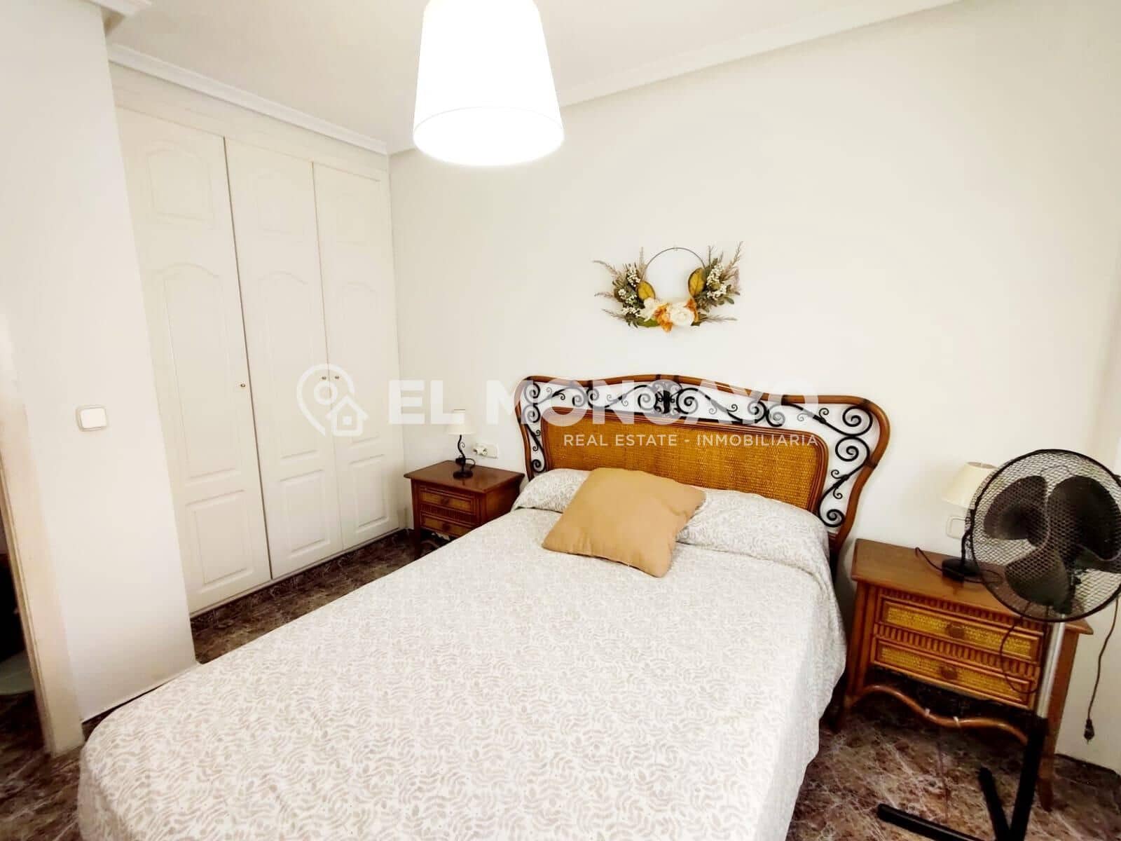 2 soverom Leilighet til salgs i Guardamar del Segura med garasje - € 172 000 (Ref: 9395925)