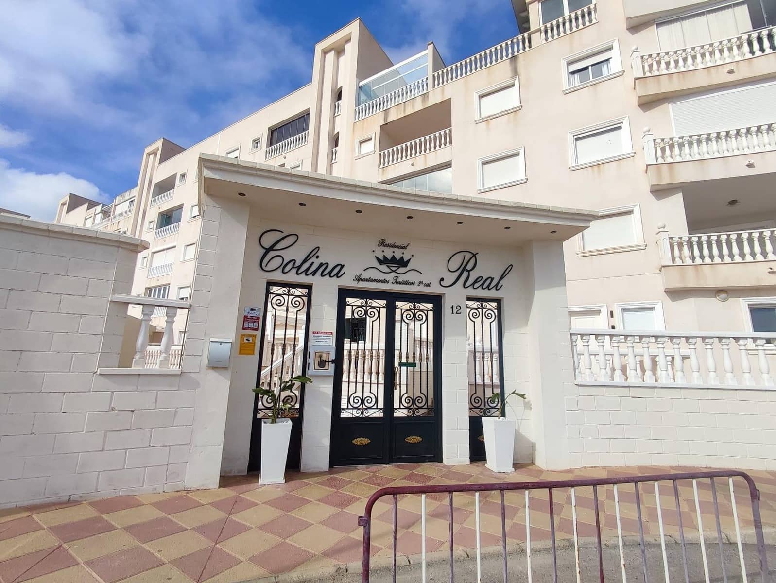 4 sovrum Takvåning till salu i Guardamar del Segura med pool - 189 900 € (Ref: 9395926)