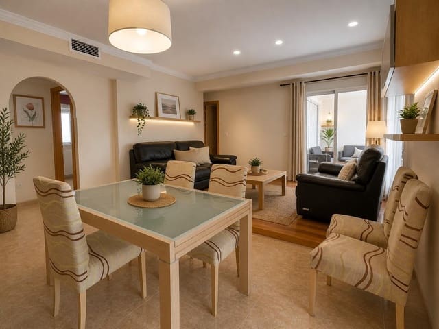 Ático de 4 habitaciones en Guardamar del Segura en venta con piscina - 189.900 € (Ref: 9395926)