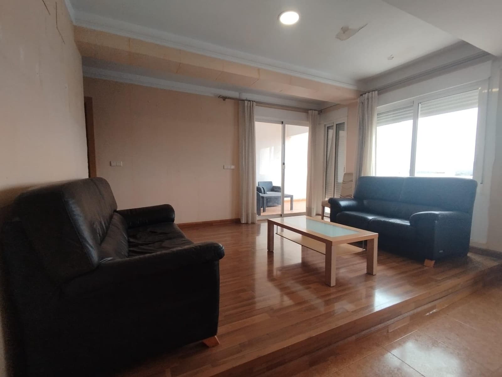 Ático de 4 habitaciones en Guardamar del Segura en venta con piscina - 189.900 € (Ref: 9395926)