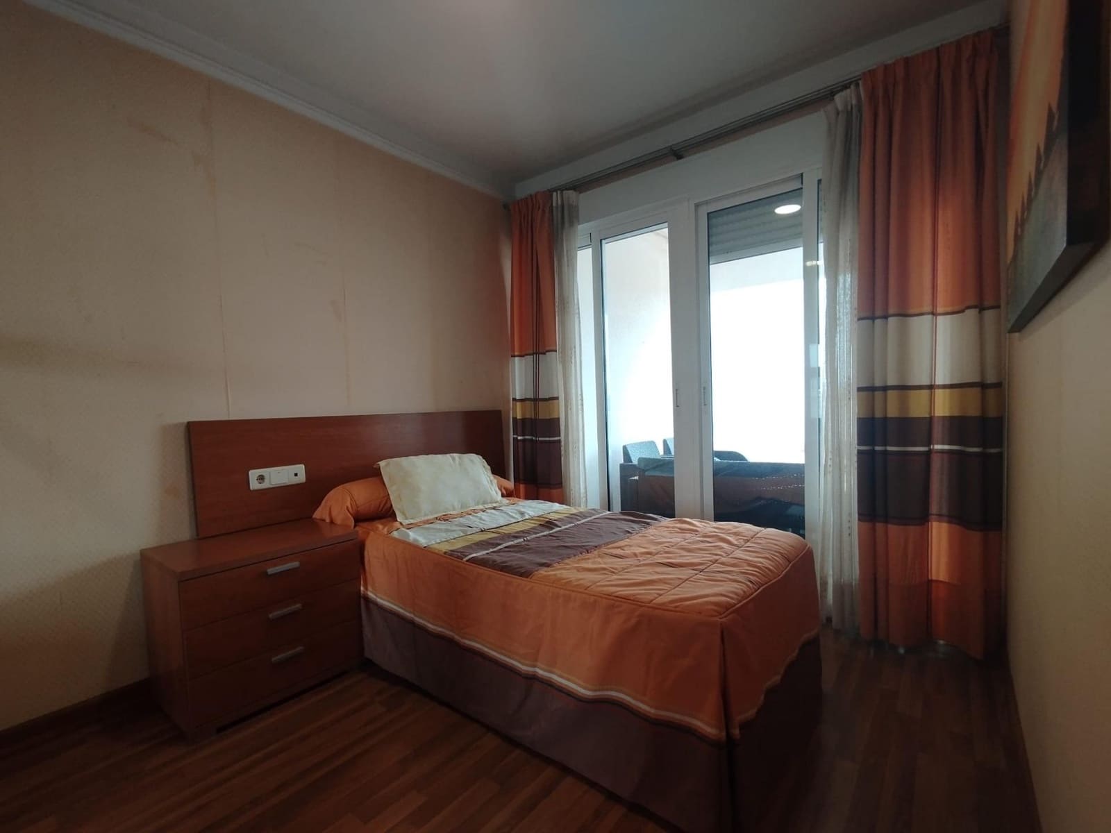 Ático de 4 habitaciones en Guardamar del Segura en venta con piscina - 189.900 € (Ref: 9395926)