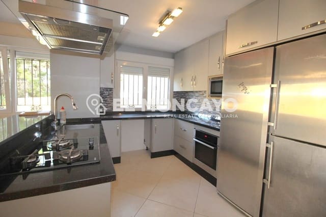 4 sovrum Villa till salu i Villamartín - Las Filipinas, Orihuela - 285 000 € (Ref: 9398445)