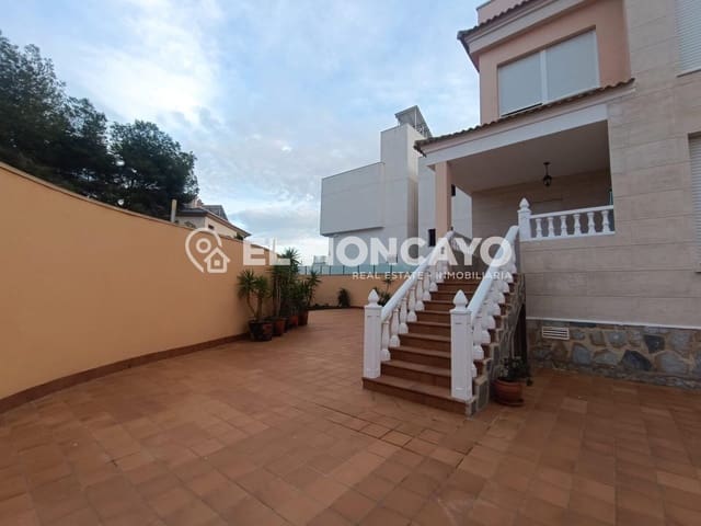 4 sovrum Villa till salu i Villamartín - Las Filipinas, Orihuela - 285 000 € (Ref: 9398445)