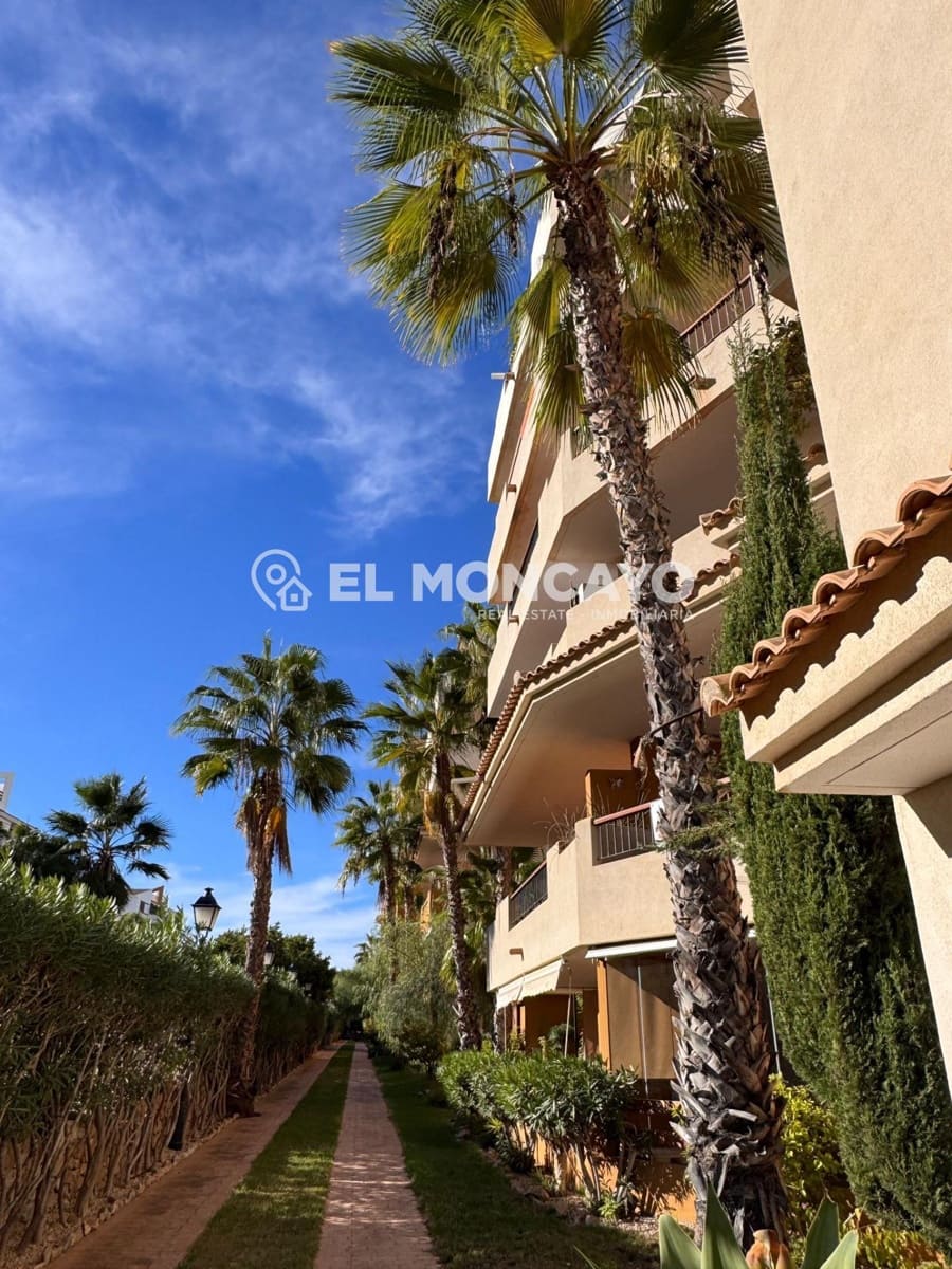 2 sypialnia Apartament na sprzedaż w Punta Prima z basenem garażem - 253 500 € (Ref: 9431226)