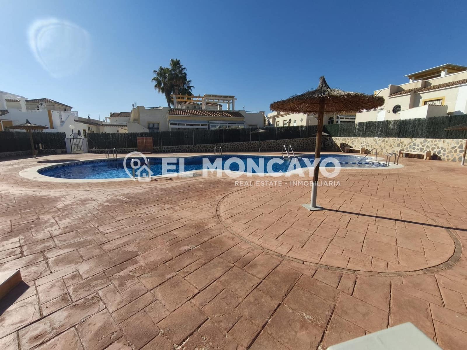 3 slaapkamer Rijtjeshuis te koop in Orihuela met zwembad - € 230.000 (Ref: 9446240)