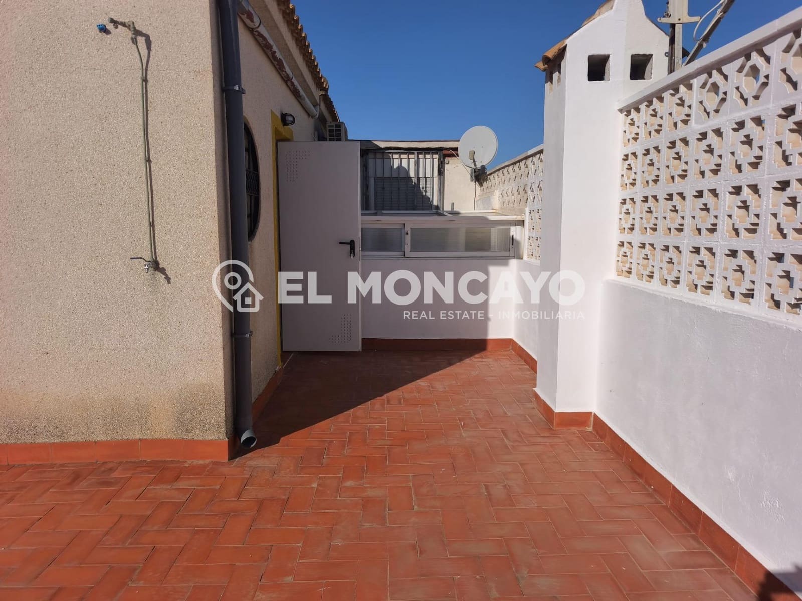 3 slaapkamer Rijtjeshuis te koop in Orihuela met zwembad - € 230.000 (Ref: 9446240)