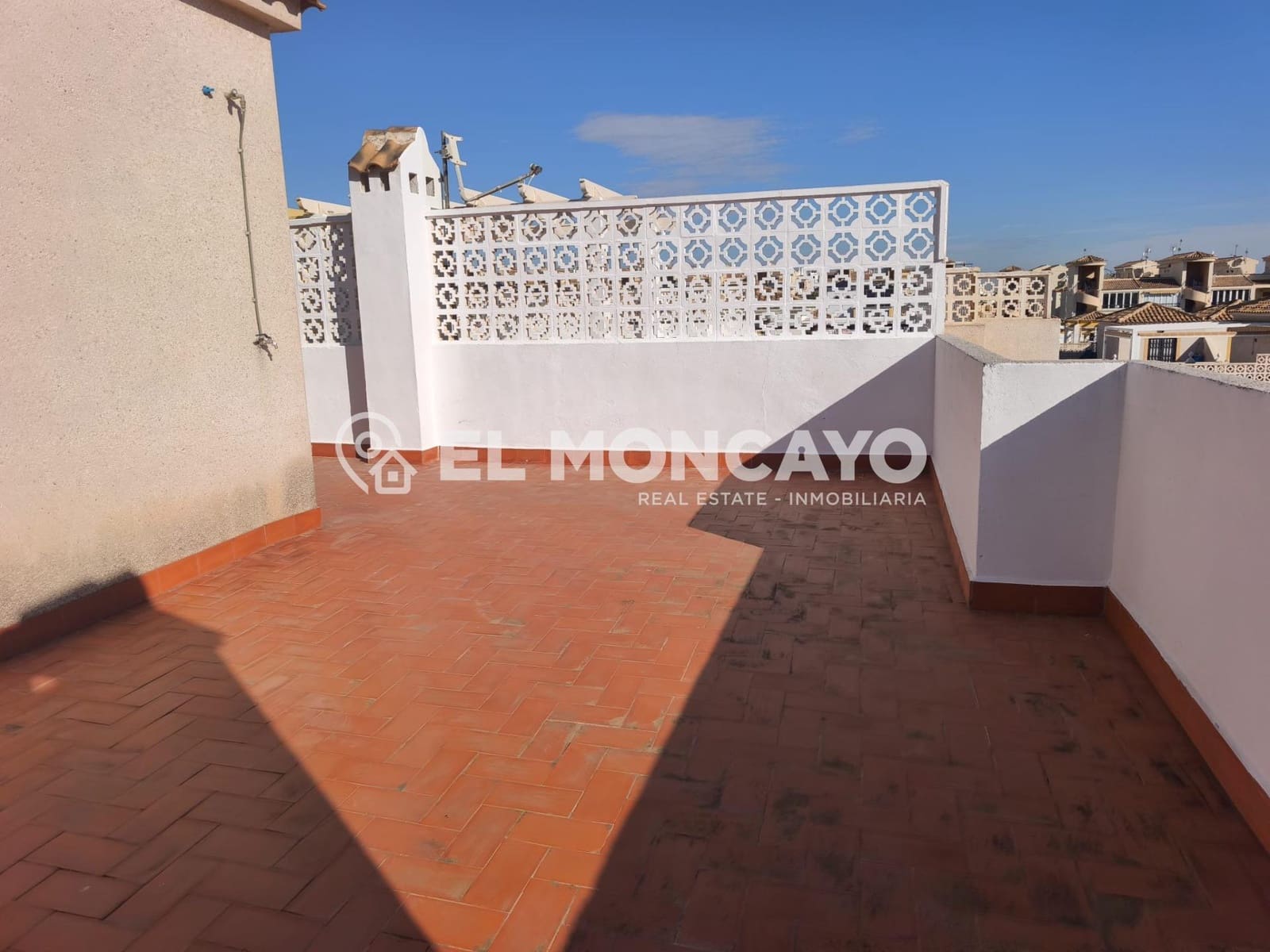3 slaapkamer Rijtjeshuis te koop in Orihuela met zwembad - € 230.000 (Ref: 9446240)