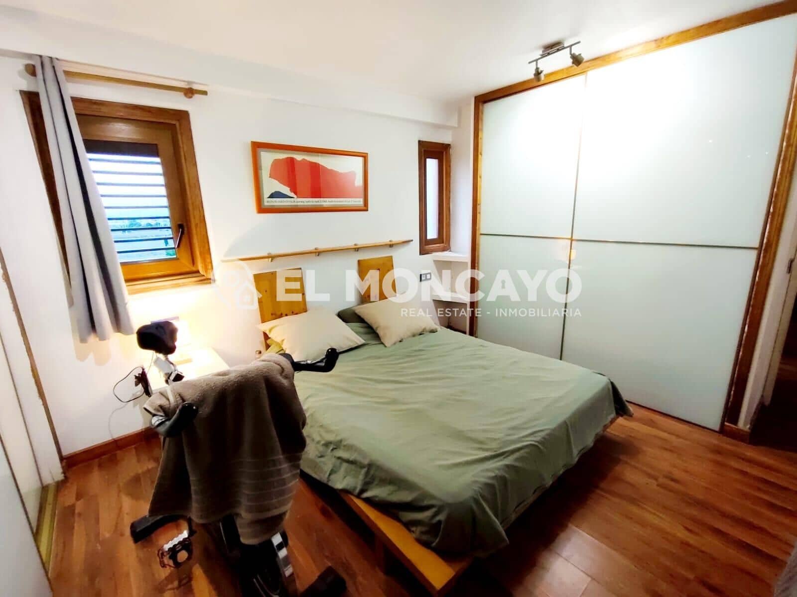 2 Zimmer Apartment zu verkaufen in La Veleta mit Pool - 159.900 € (Ref: 9449004)