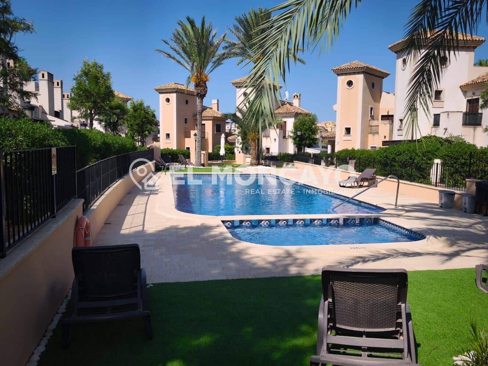 Pareado de 3 habitaciones en Algorfa en venta con piscina - 220.000 € (Ref: 9456170)