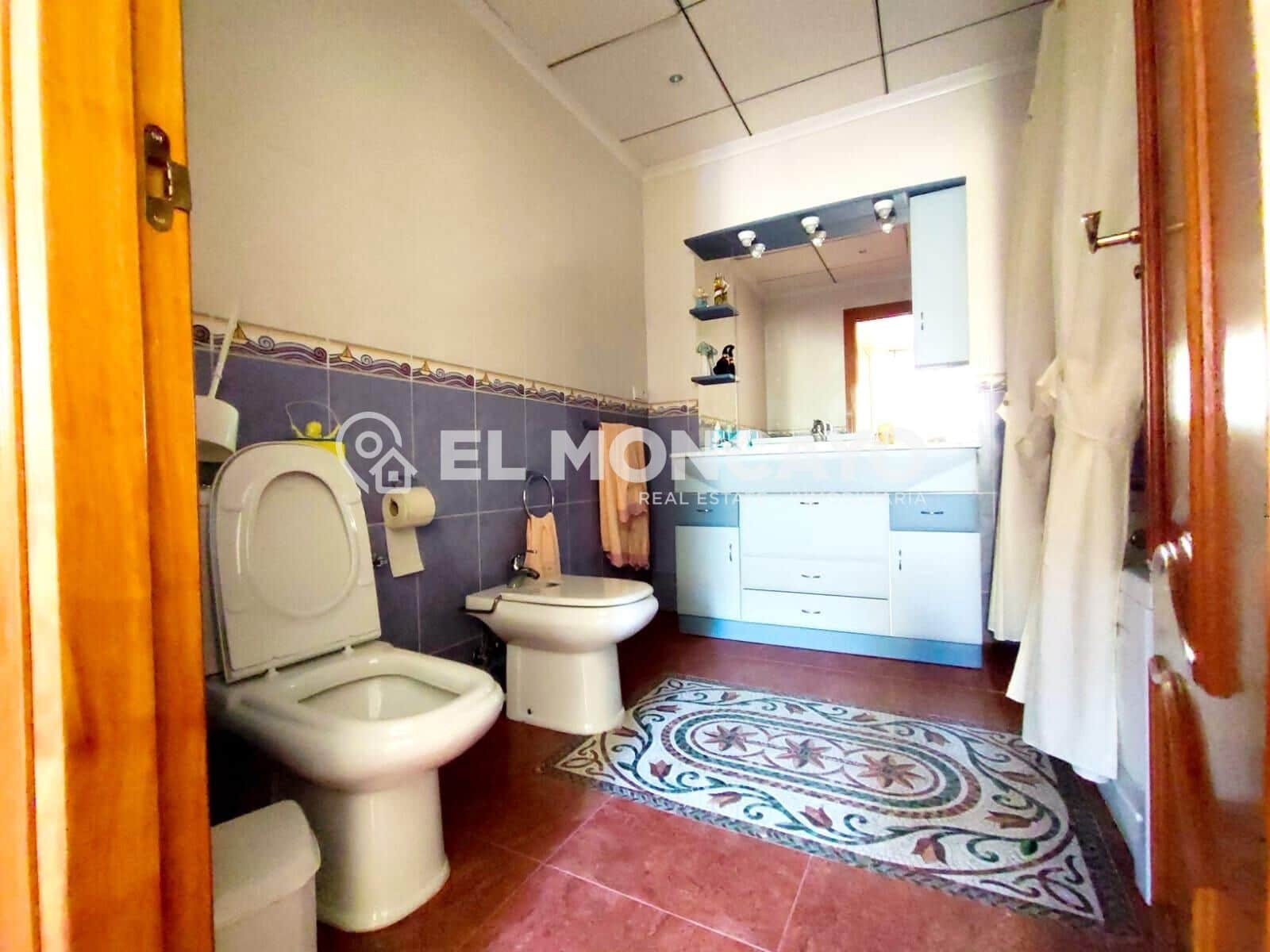 3 soverom Rekkehus til salgs i Guardamar del Segura med garasje - € 415 000 (Ref: 9468433)