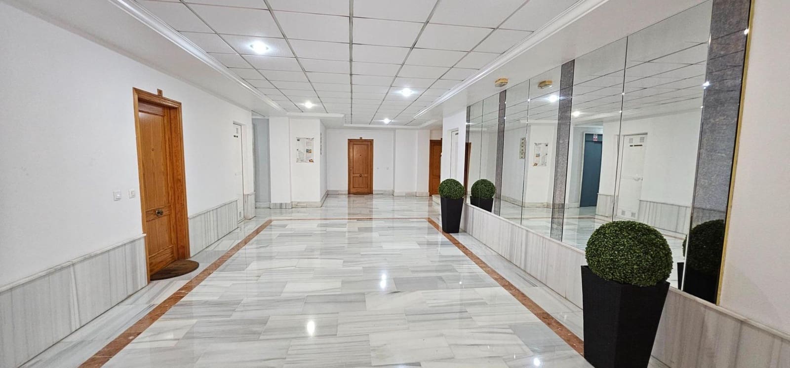 2 quarto Apartamento para venda em Guardamar del Segura com piscina - 139 000 € (Ref: 9472923)