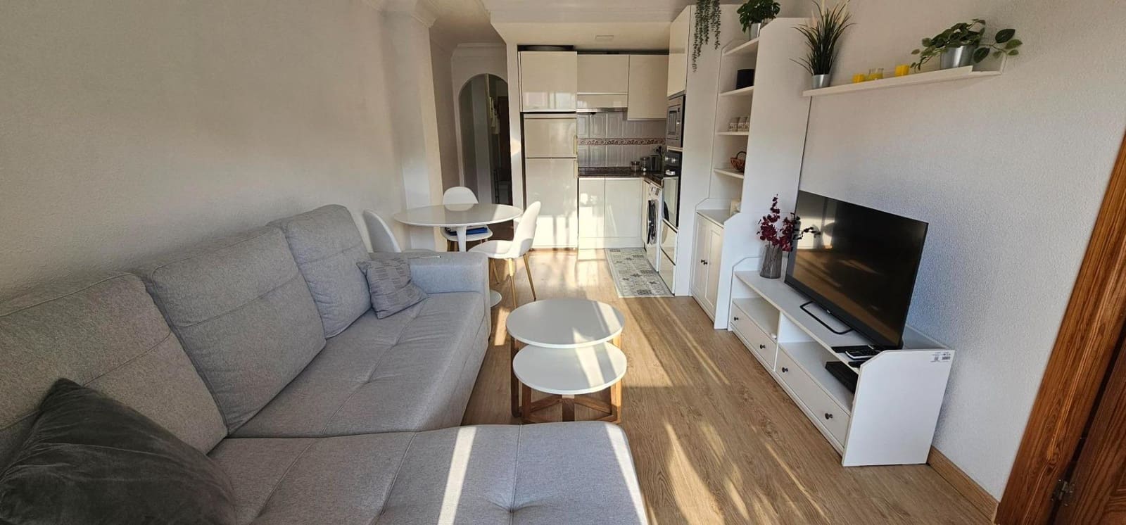 2 quarto Apartamento para venda em Guardamar del Segura com piscina - 139 000 € (Ref: 9472923)