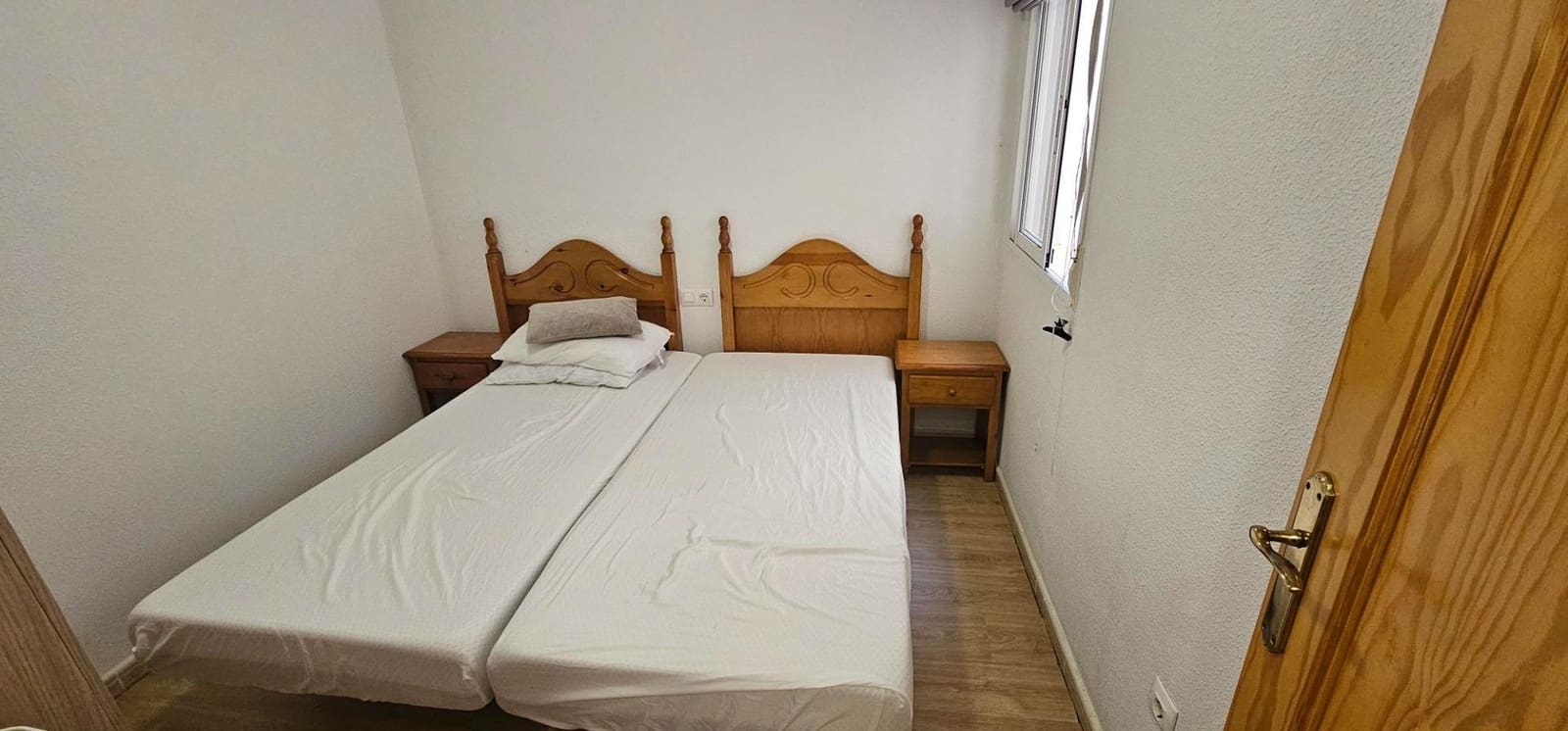 2 quarto Apartamento para venda em Guardamar del Segura com piscina - 139 000 € (Ref: 9472923)