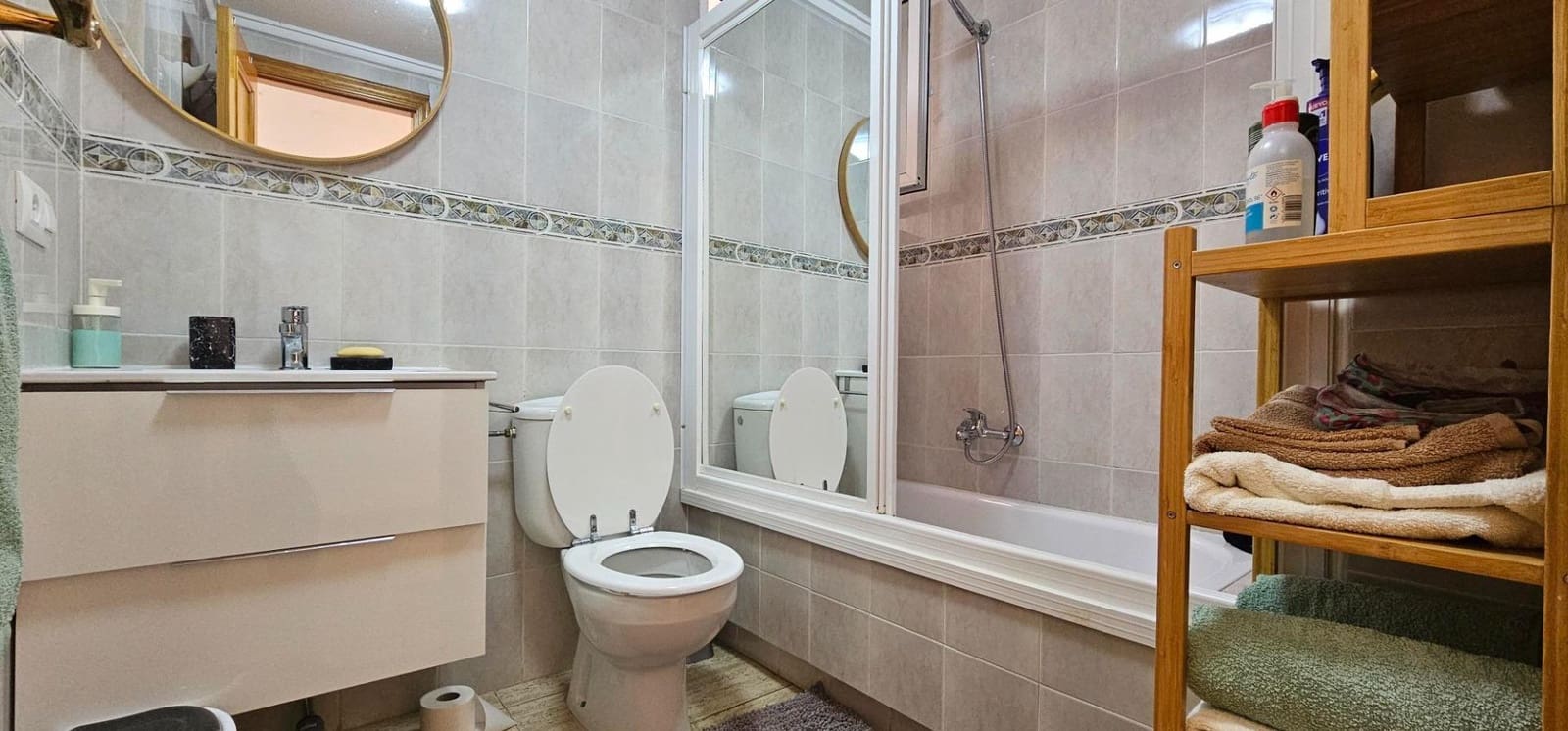 2 quarto Apartamento para venda em Guardamar del Segura com piscina - 139 000 € (Ref: 9472923)