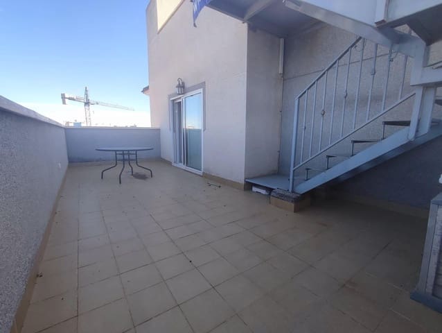 2 soverom Penthouse til salgs i Guardamar del Segura med svømmebasseng - € 210 000 (Ref: 9476089)