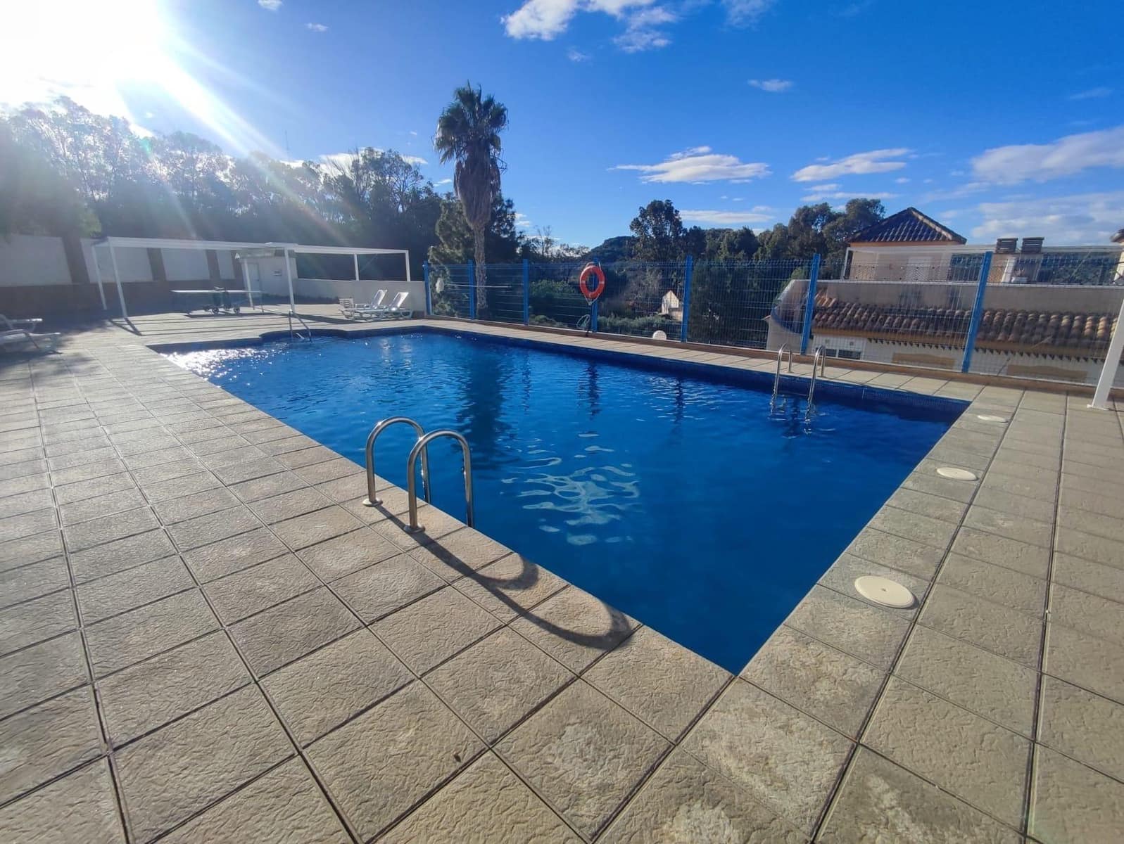 2 bedroom Bungalow for sale in Guardamar del Segura with pool - € 140,000 (Ref: 9476091)