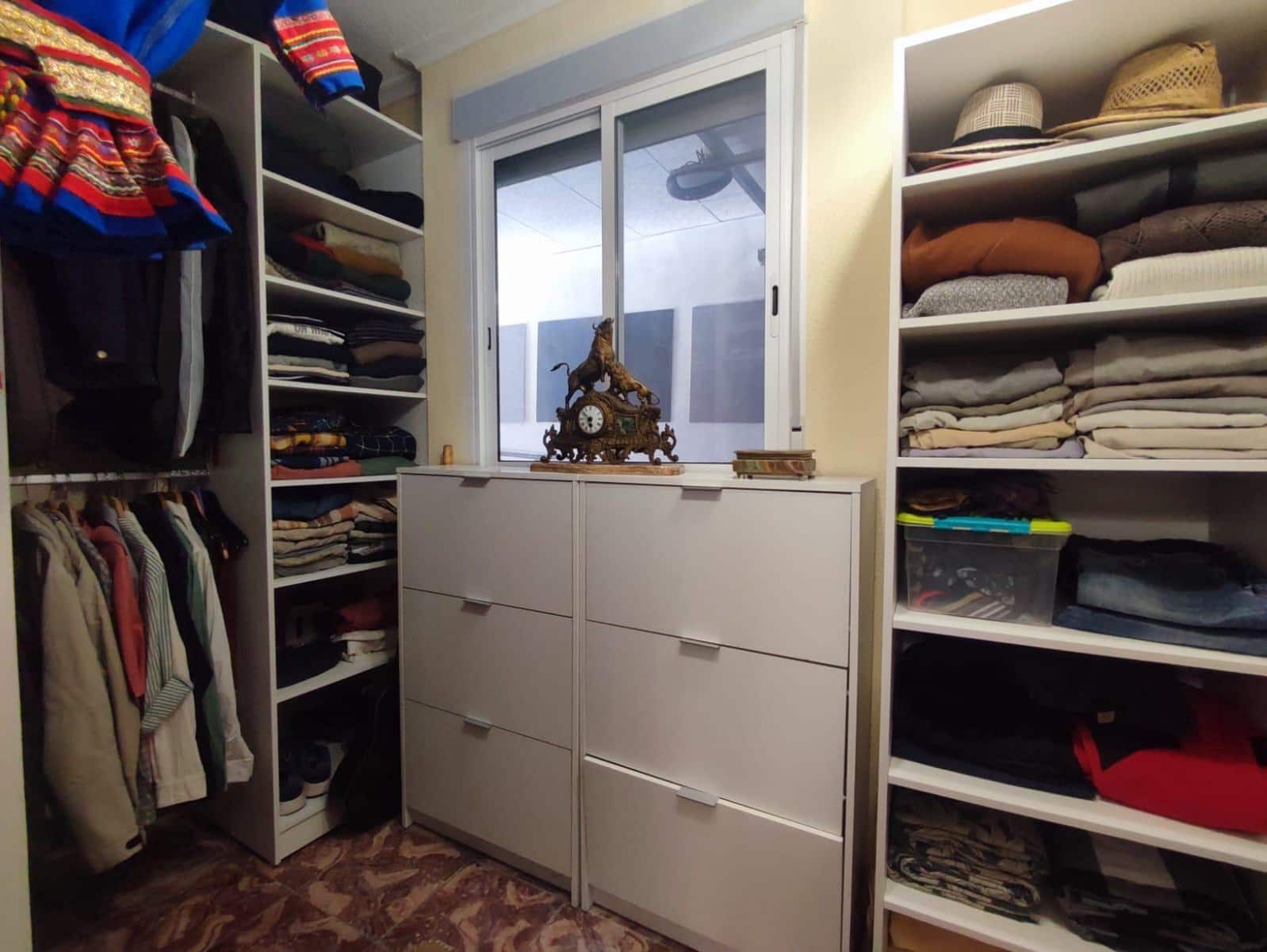 5 bedroom Villa for sale in San Fulgencio with pool - € 349,000 (Ref: 9497136)