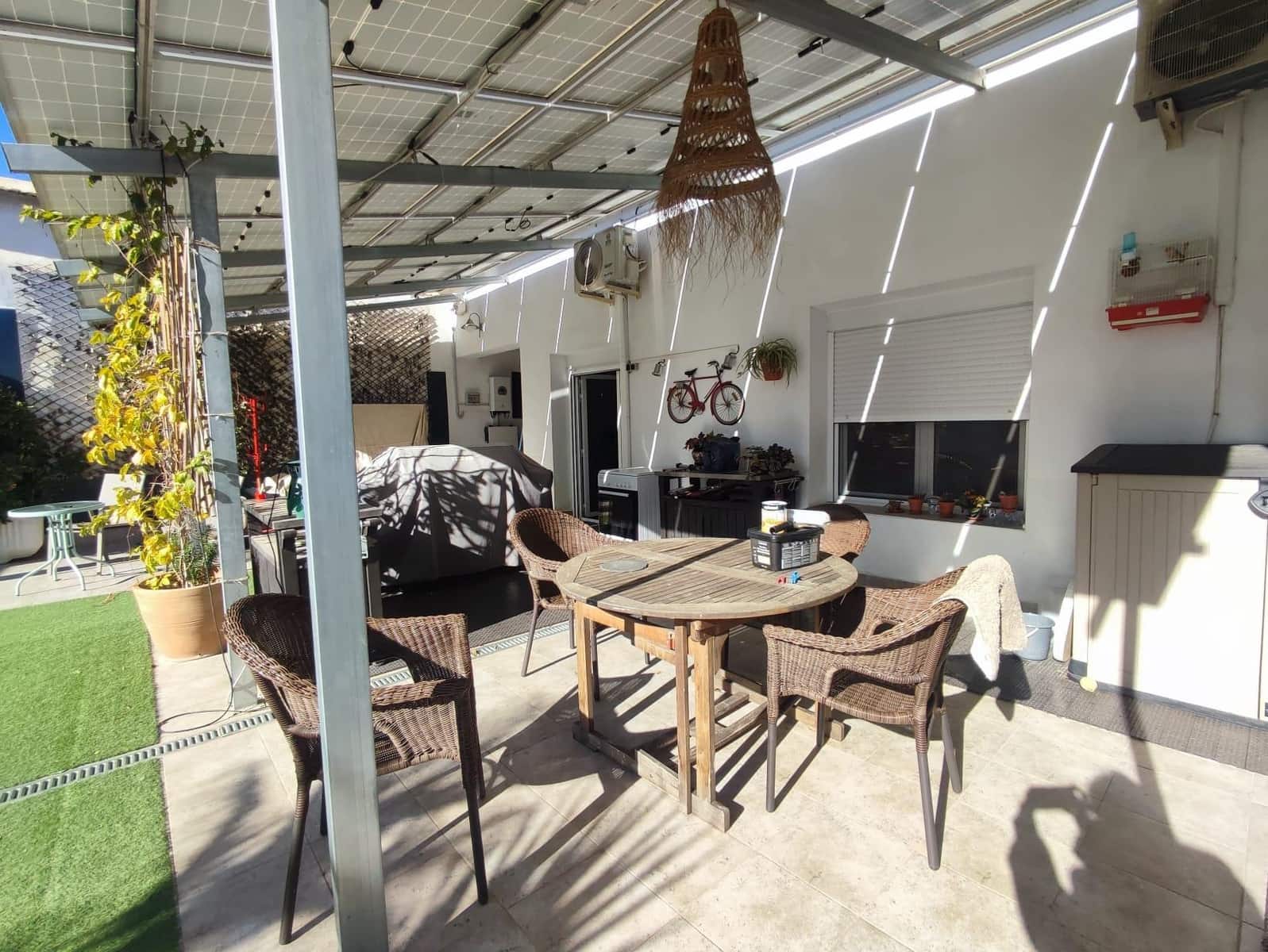 5 bedroom Villa for sale in San Fulgencio with pool - € 349,000 (Ref: 9497136)