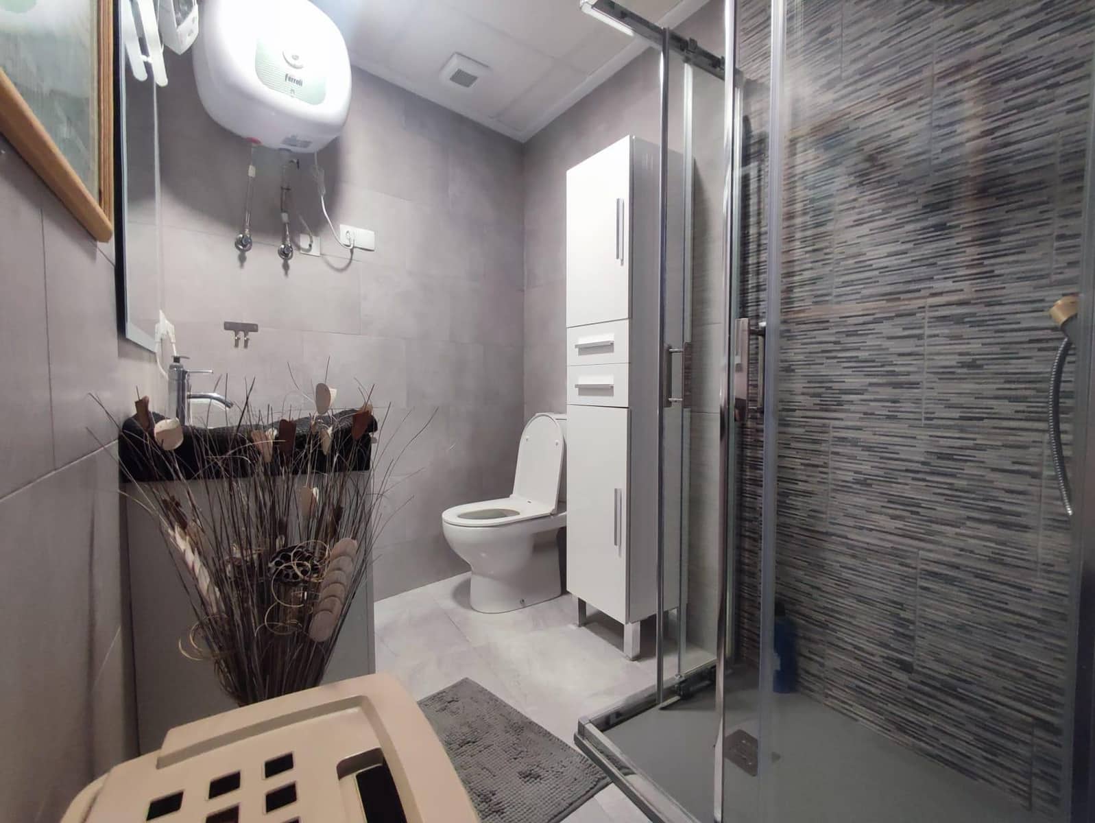 5 bedroom Villa for sale in San Fulgencio with pool - € 349,000 (Ref: 9497136)