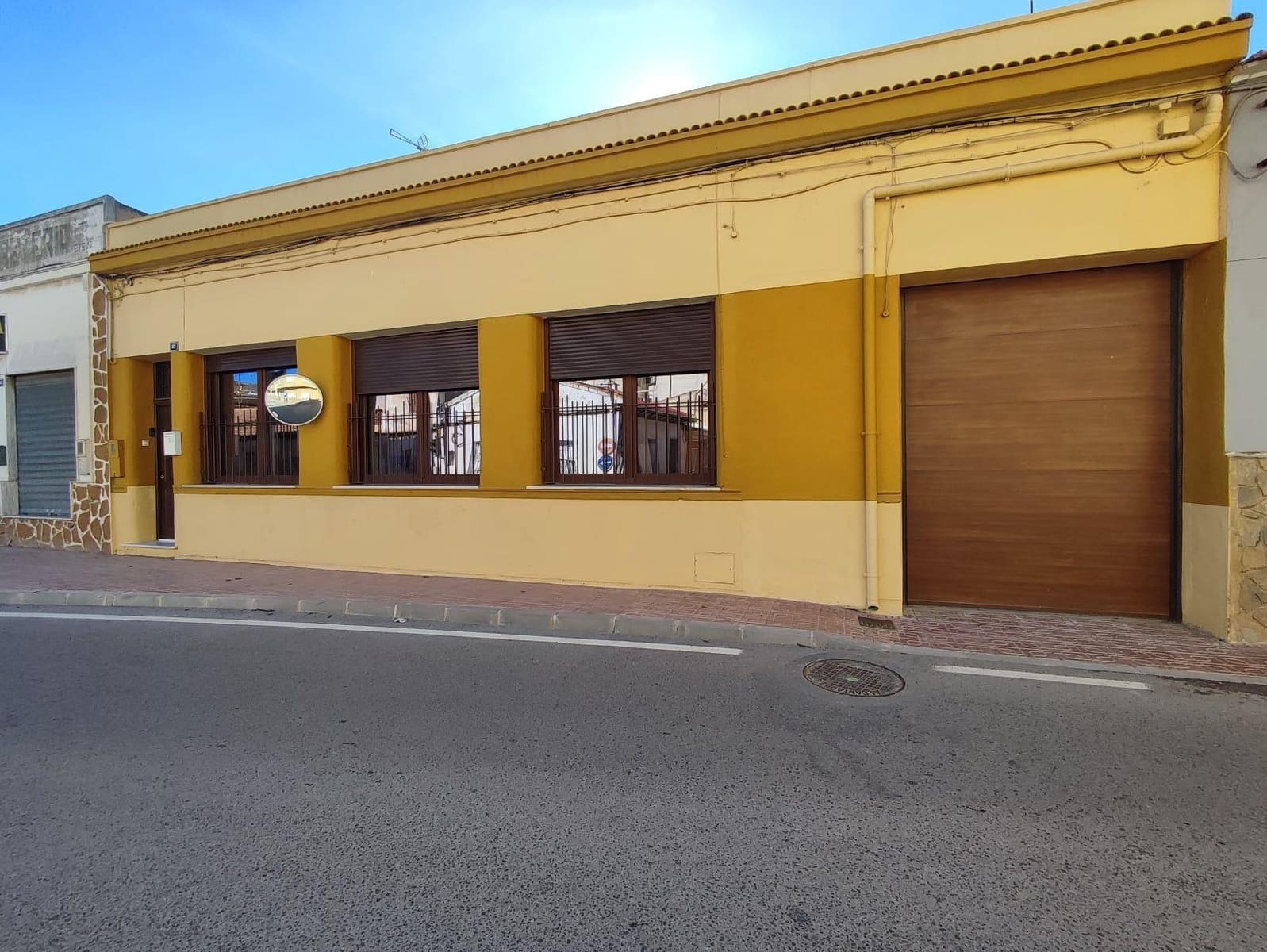 5 bedroom Villa for sale in San Fulgencio with pool - € 349,000 (Ref: 9497136)