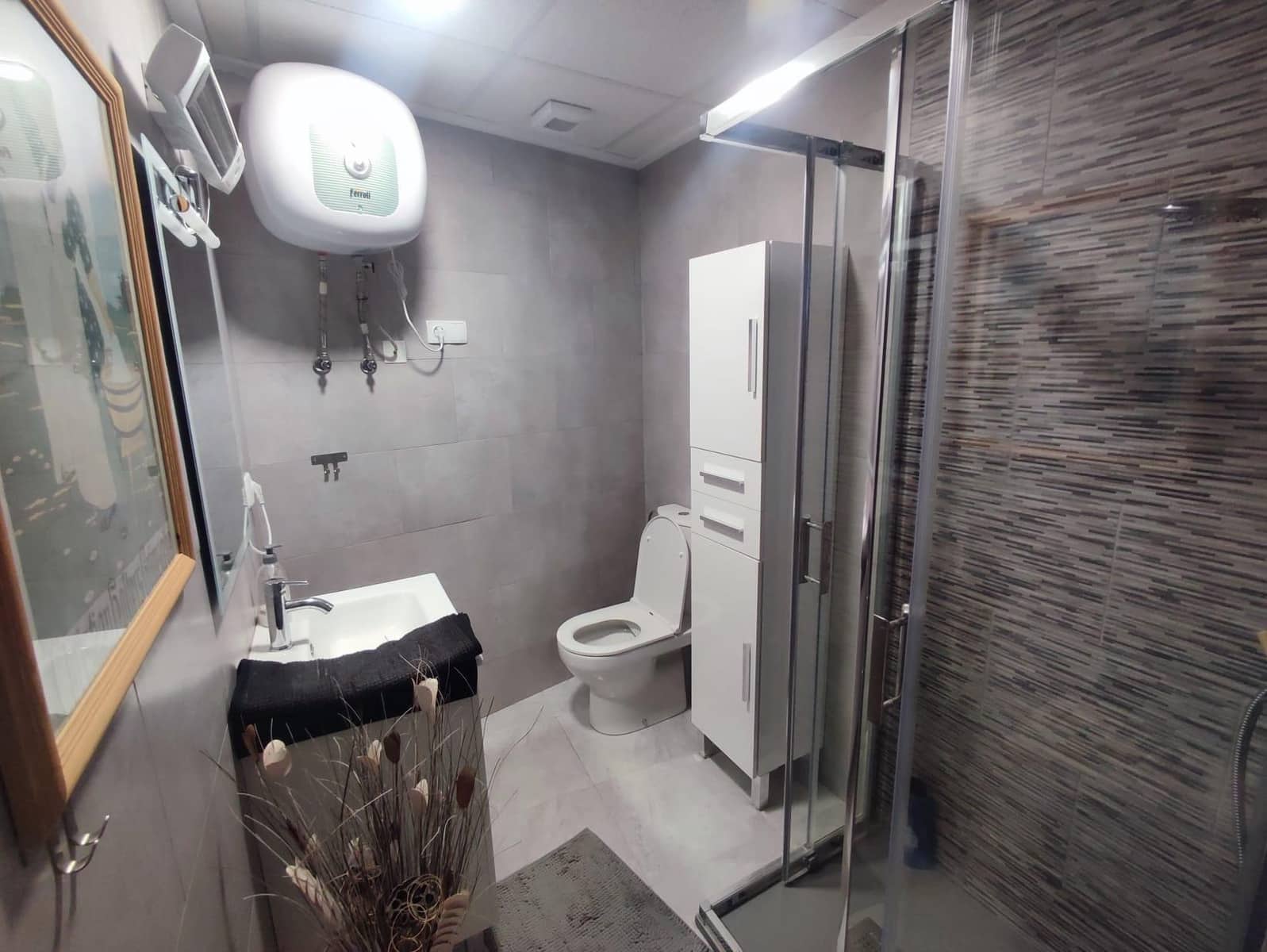 5 bedroom Villa for sale in San Fulgencio with pool - € 349,000 (Ref: 9497136)