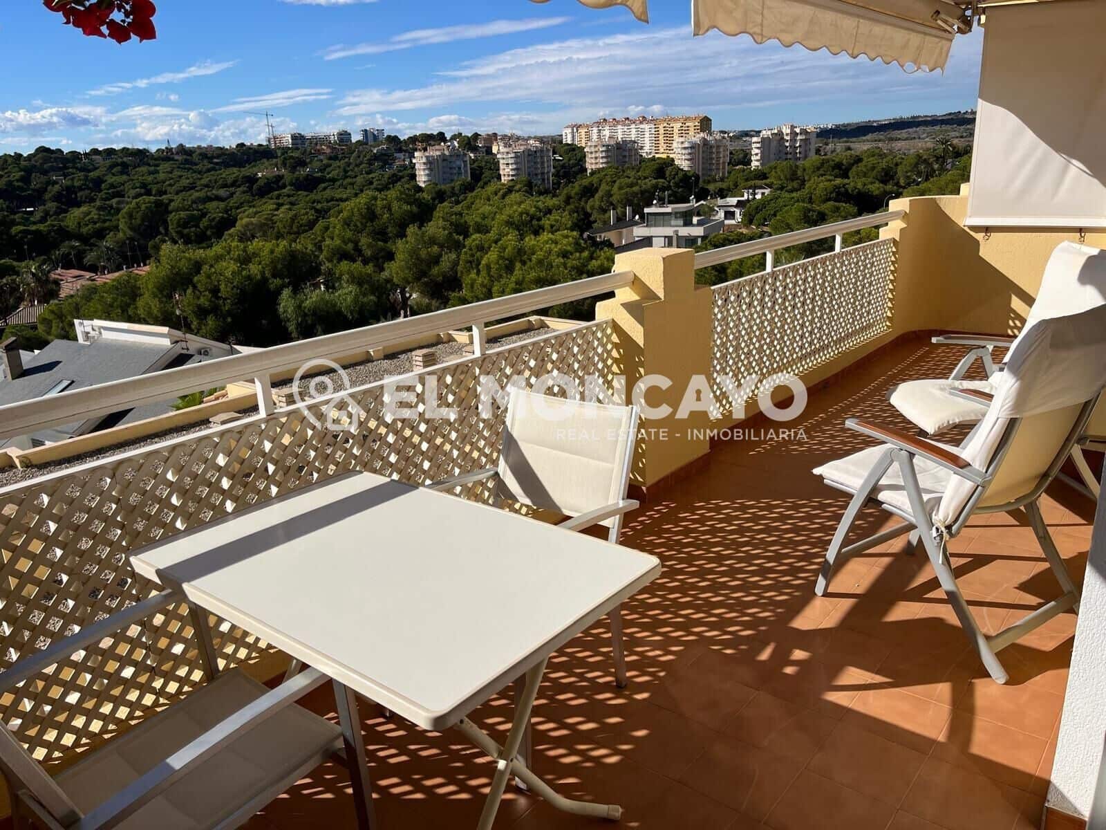 3 sovrum Lägenhet till salu i Orihuela Costa med pool garage - 349 900 € (Ref: 9502204)