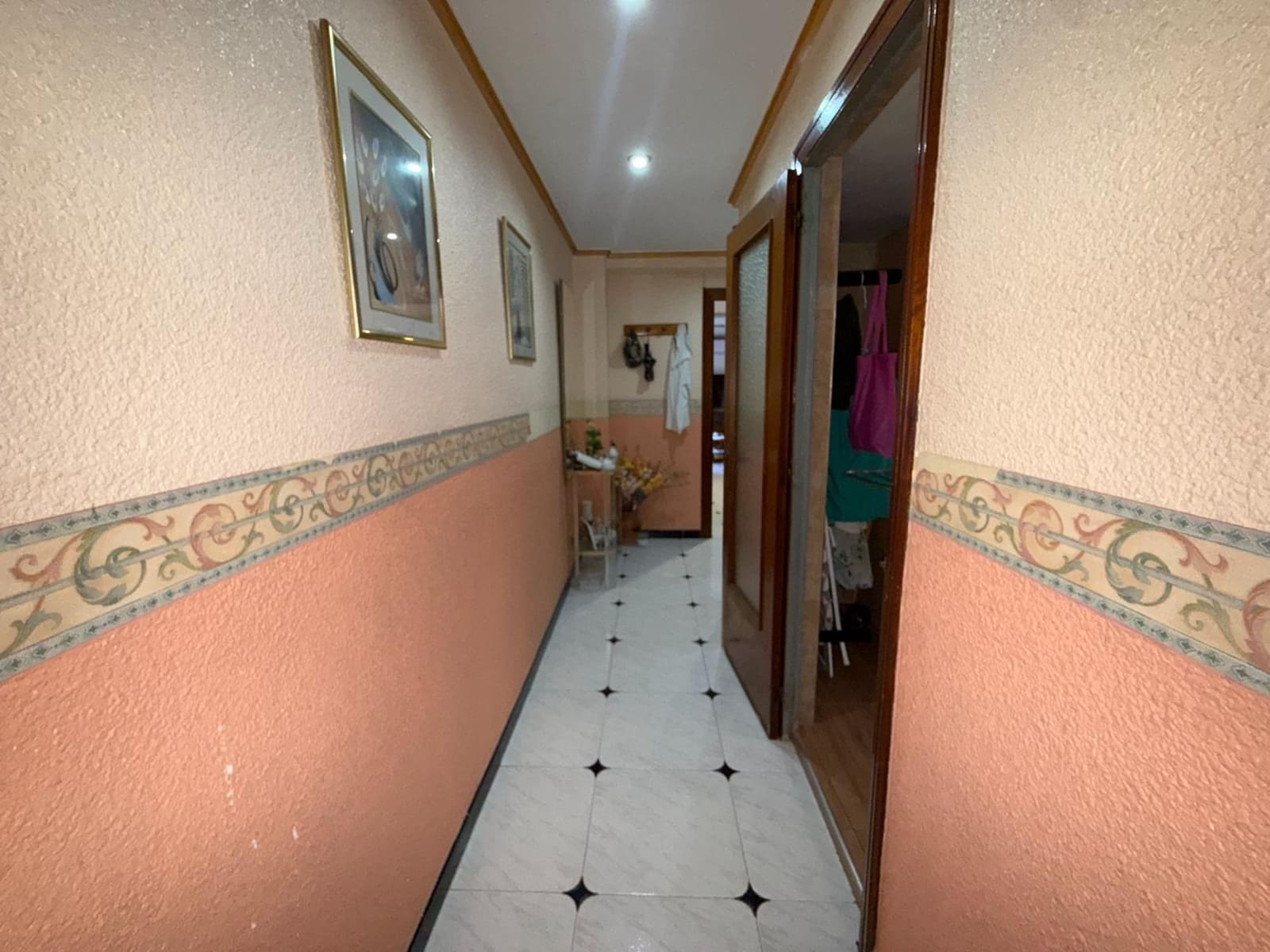 4 makuuhuone Asunto myytävänä paikassa La Marina - 120 000 € (Ref: 9502205)