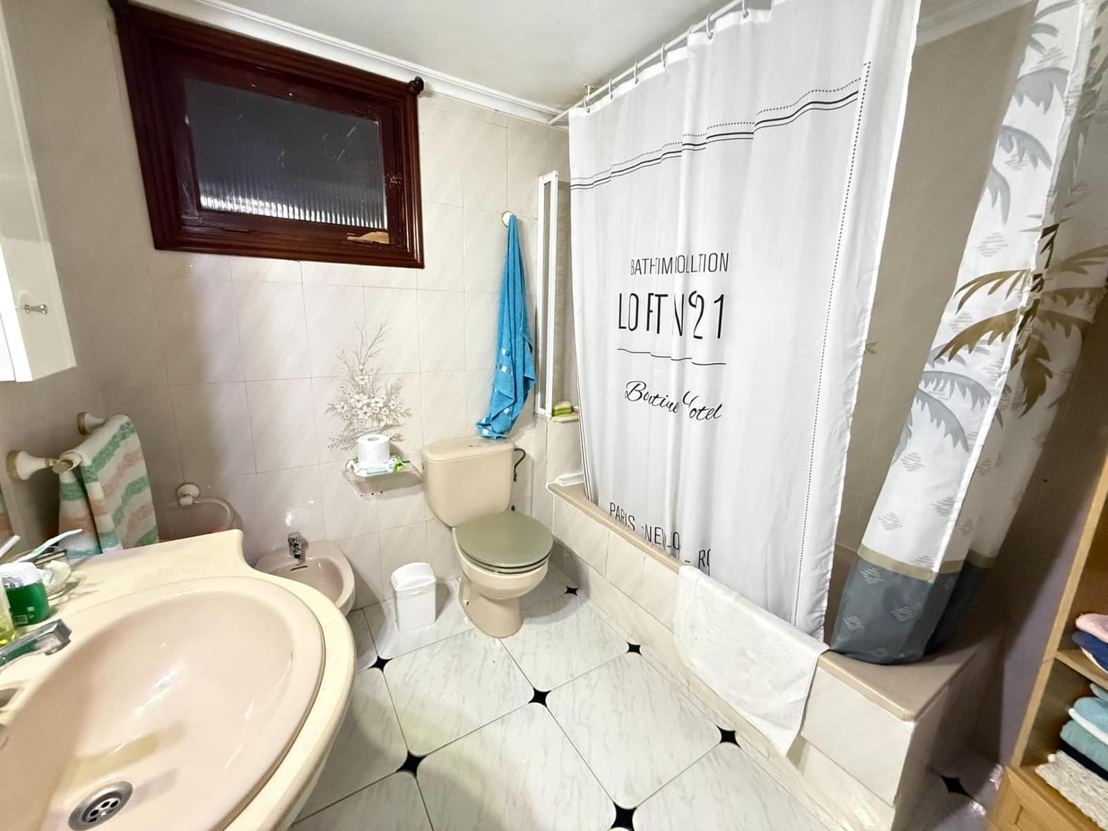 4 makuuhuone Asunto myytävänä paikassa La Marina - 120 000 € (Ref: 9502205)