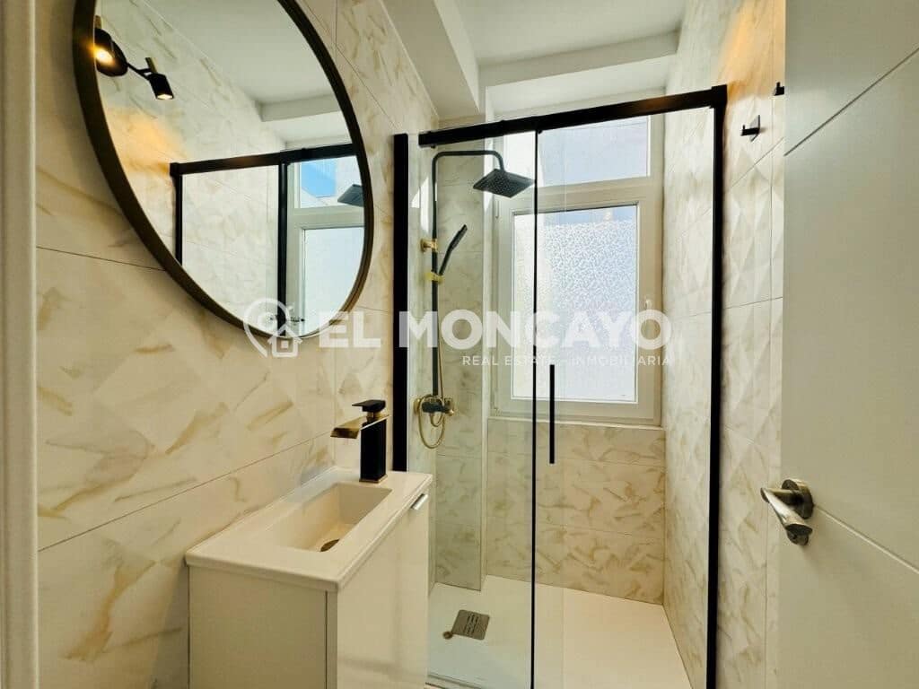 3 makuuhuone Huoneisto myytävänä paikassa Torrevieja - 197 000 € (Ref: 9504211)