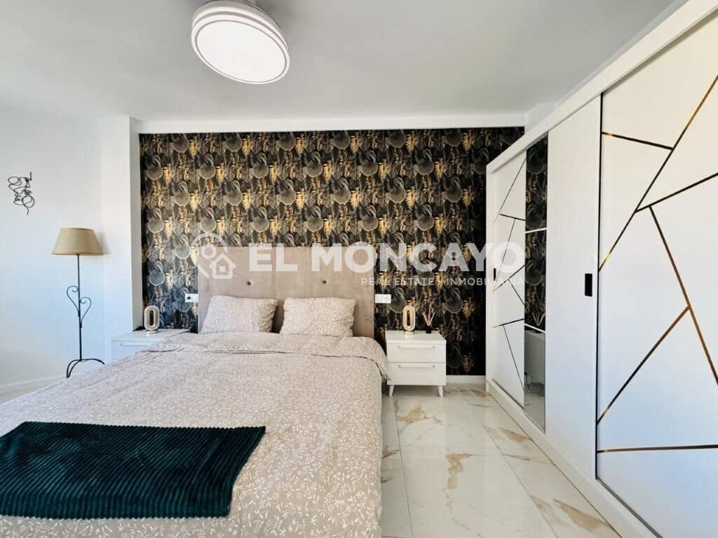 3 makuuhuone Huoneisto myytävänä paikassa Torrevieja - 197 000 € (Ref: 9504211)