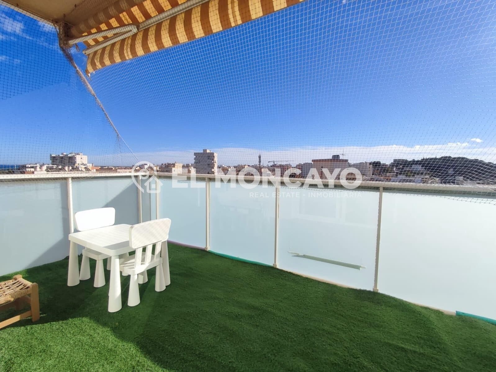 3 sypialnia Penthouse na sprzedaż w Guardamar del Segura z basenem - 250 000 € (Ref: 9508809)