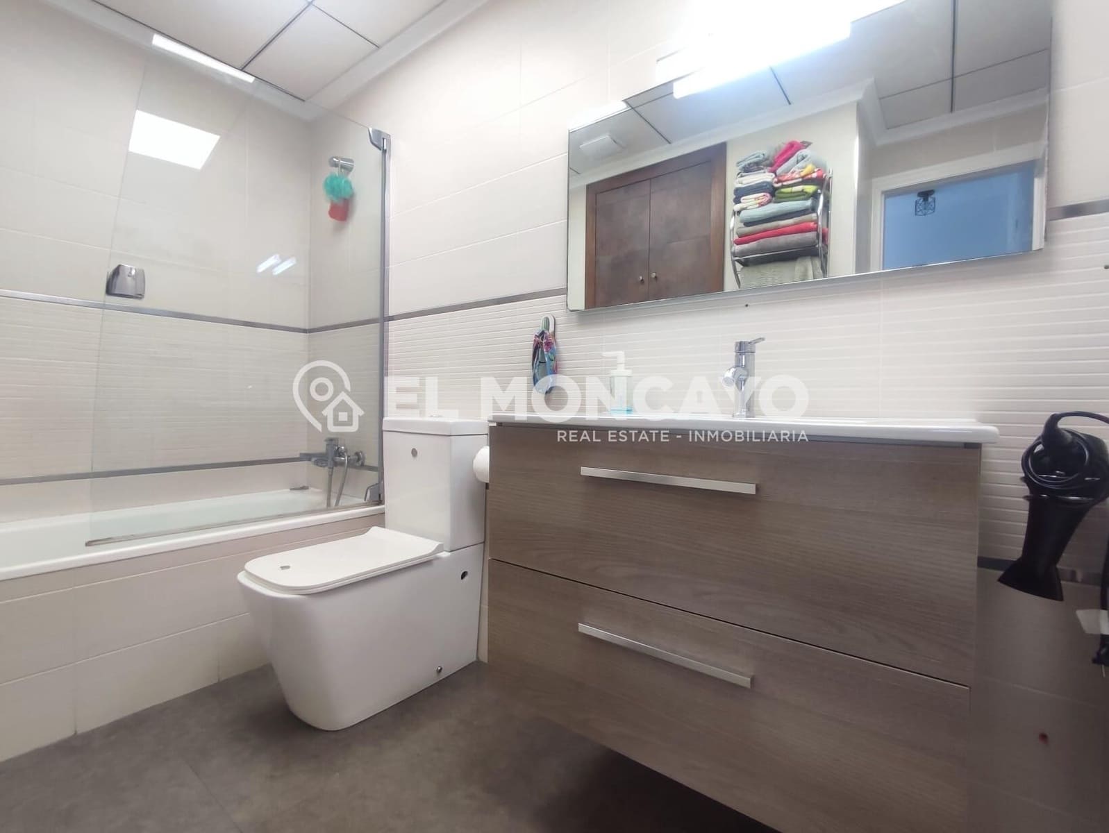 3 sypialnia Penthouse na sprzedaż w Guardamar del Segura z basenem - 250 000 € (Ref: 9508809)