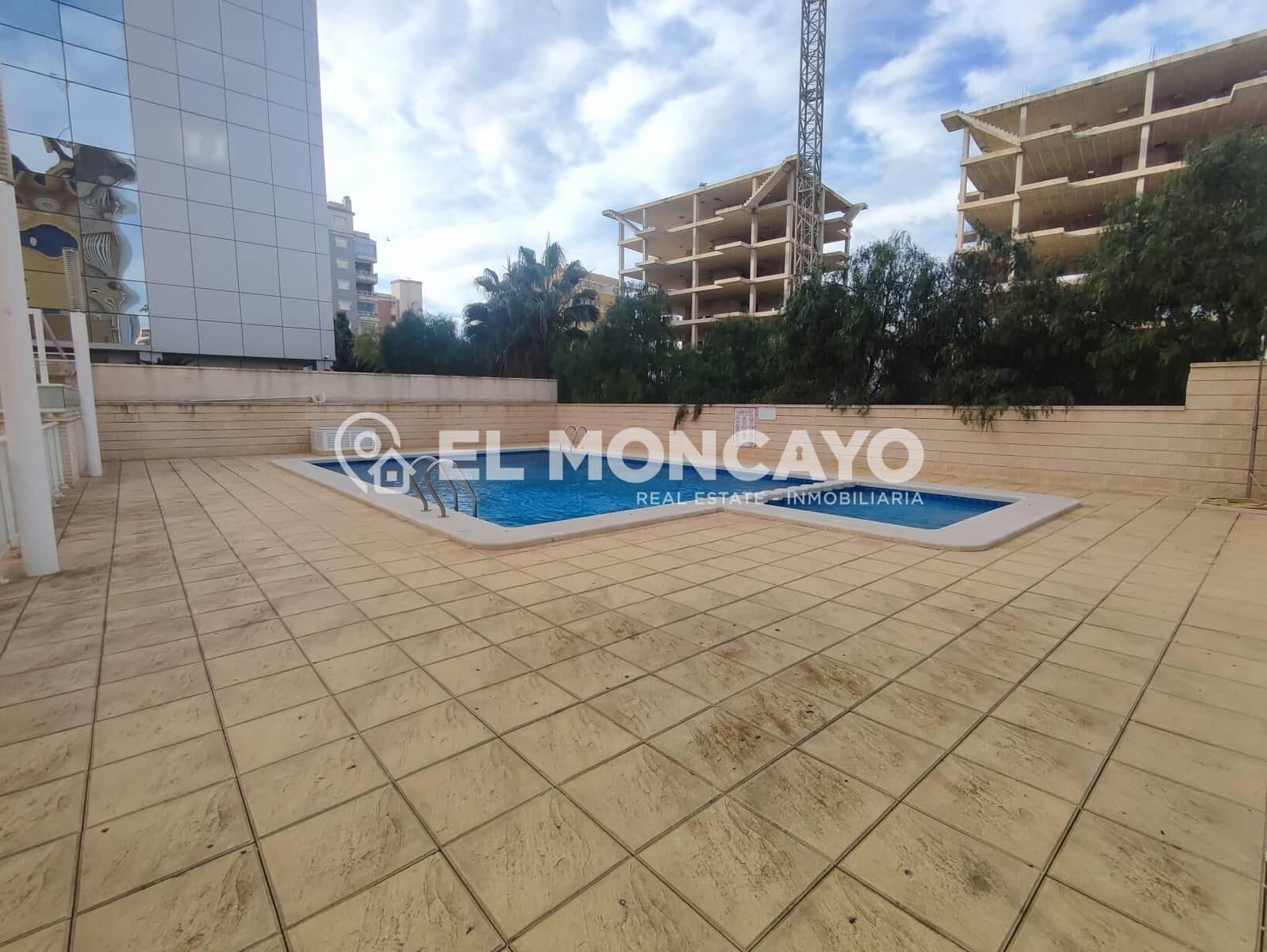 3 sypialnia Penthouse na sprzedaż w Guardamar del Segura z basenem - 250 000 € (Ref: 9508809)