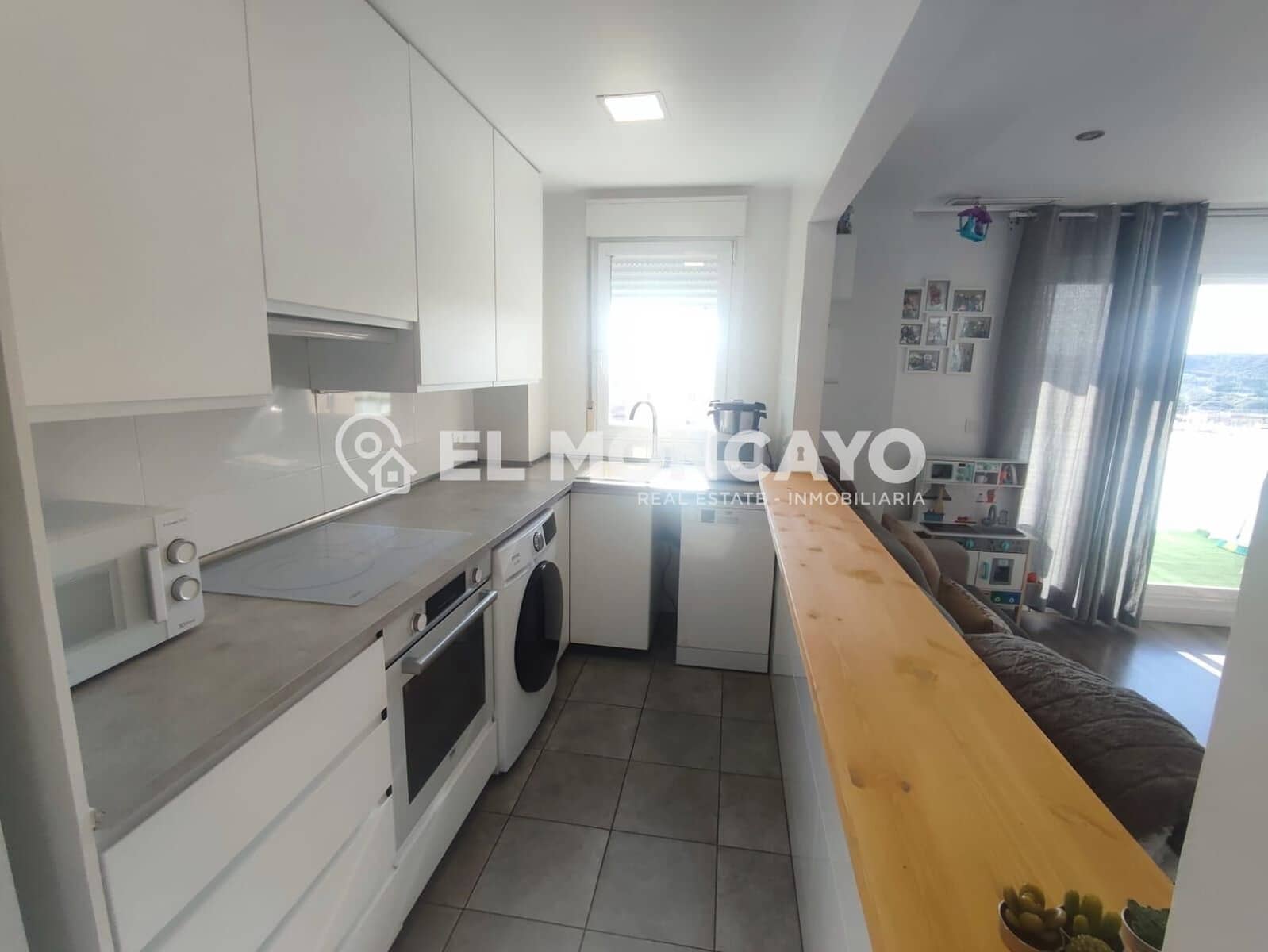 3 bedroom Penthouse for sale in Guardamar del Segura with pool - € 237,000 (Ref: 9508809)