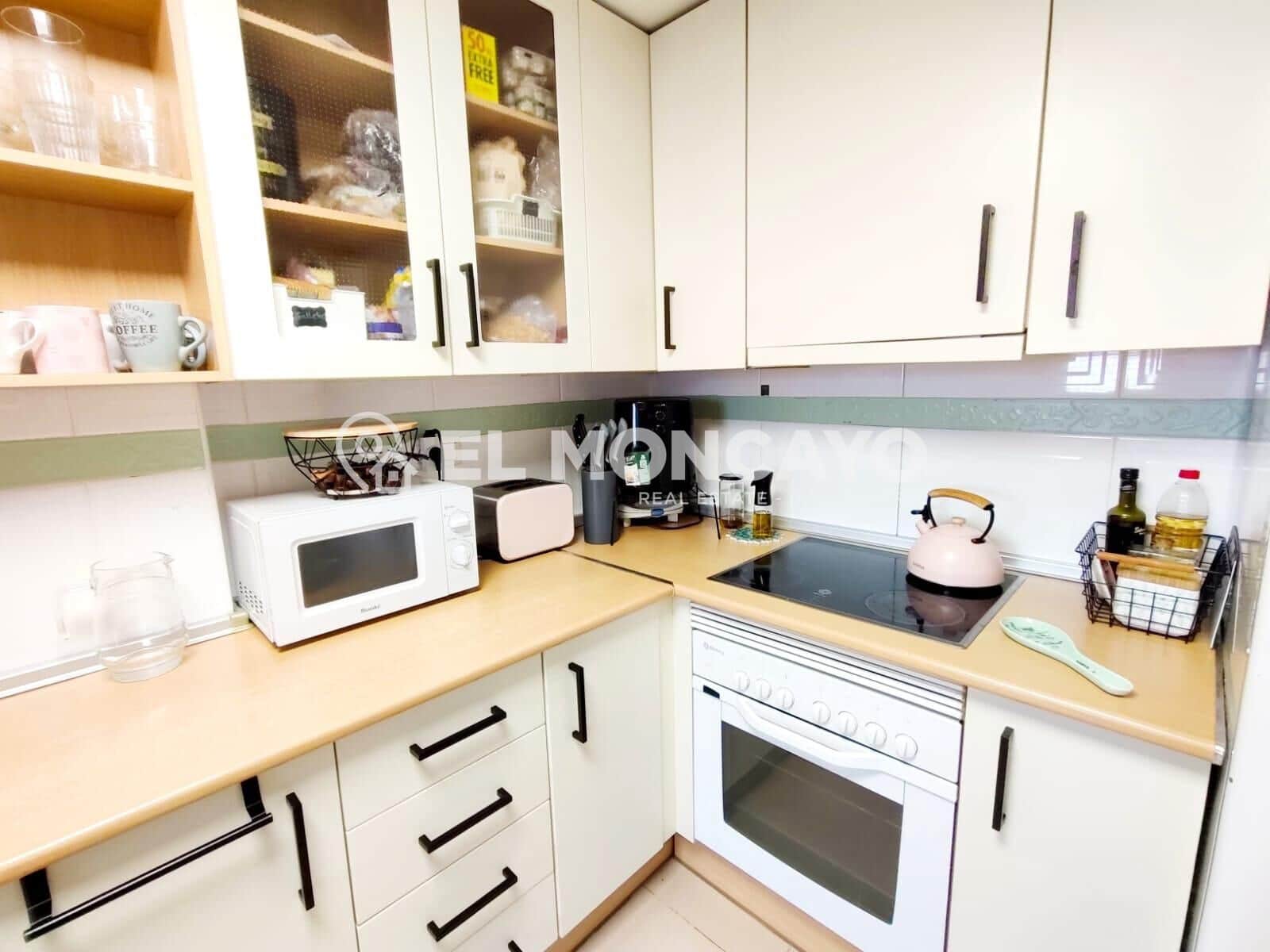 3 sypialnia Apartament na sprzedaż w Guardamar del Segura z basenem - 239 000 € (Ref: 9508810)