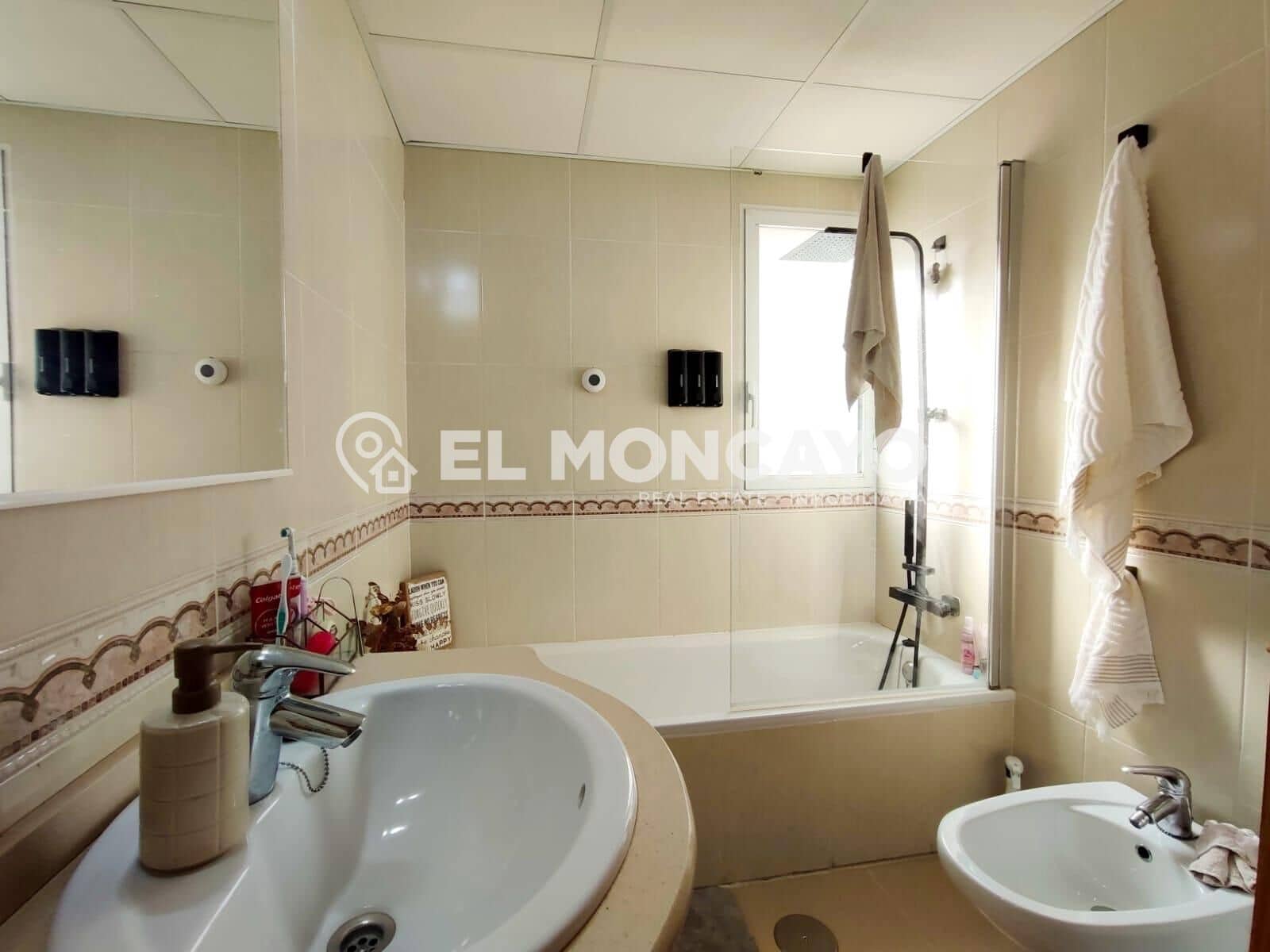 3 sypialnia Apartament na sprzedaż w Guardamar del Segura z basenem - 239 000 € (Ref: 9508810)